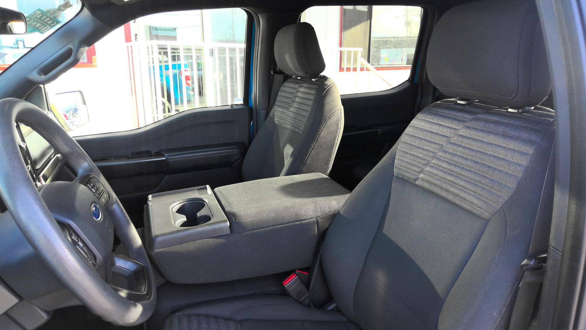 2021 BLUE Ford F-150 Lariat SuperCrew 5.5-ft. Bed 4WD (1FTFW1E84MF) with an 4.6L V8 SOHC 24V engine, located at 502 S. Riverside Avenue, Medford, OR, 97501, (541) 773-3136, 42.322803, -122.867477 - Photo#15