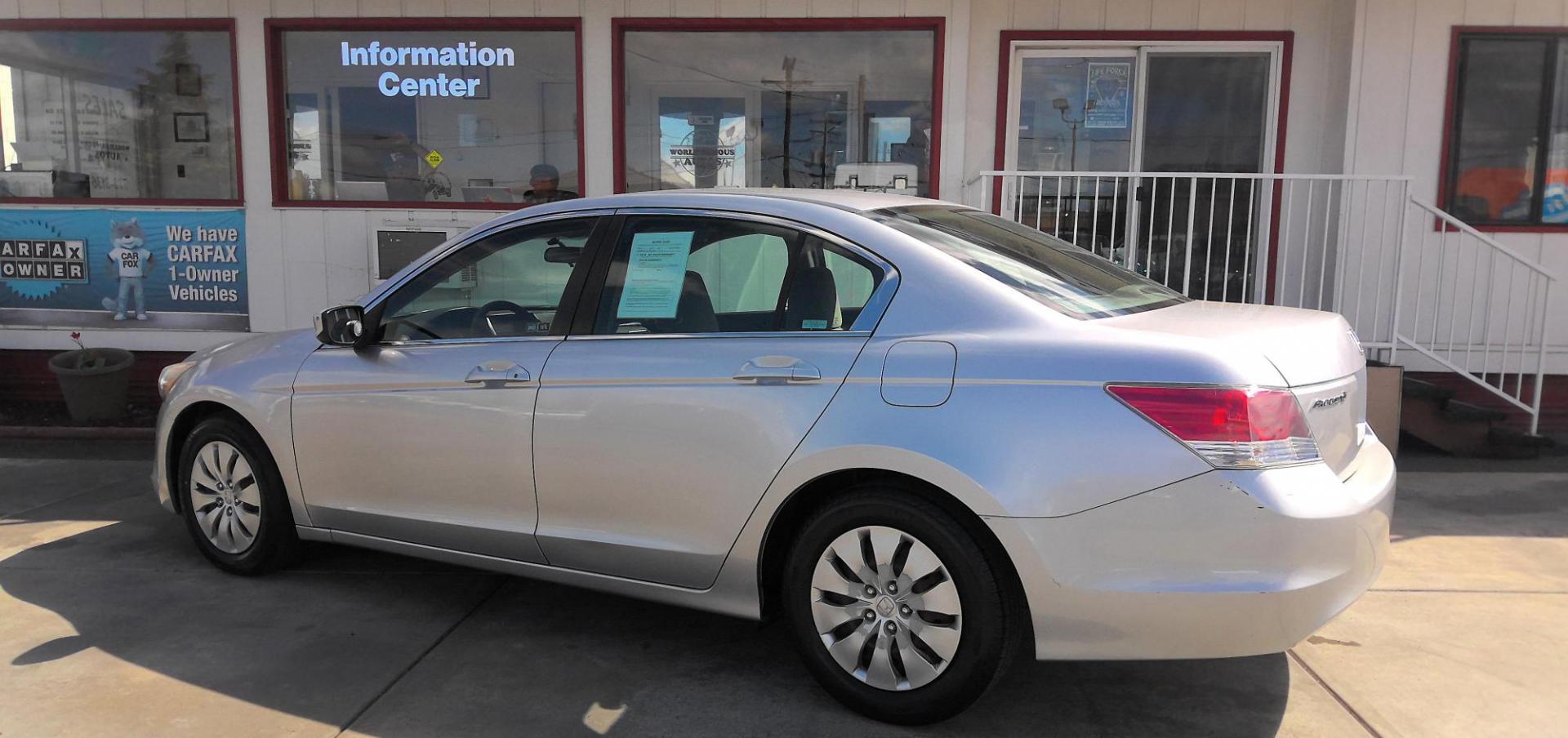 2010 SILVER Honda Accord LX Sedan AT (1HGCP2F32AA) with an 2.4L L4 DOHC 16V engine, 5-Speed Automatic transmission, located at 502 S. Riverside Avenue, Medford, OR, 97501, (541) 773-3136, 42.322803, -122.867477 - Photo#2