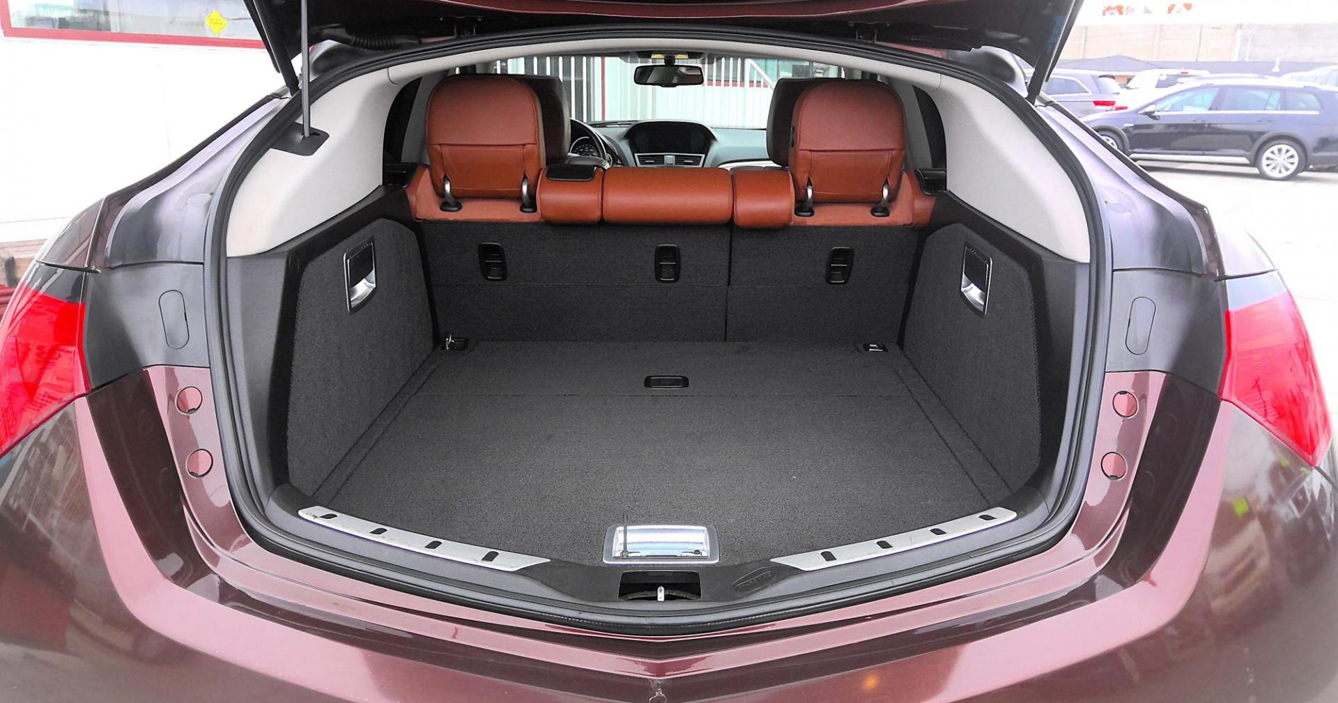 2010 BROWN Acura ZDX 6-Spd AT w/Tech Pkg (2HNYB1H49AH) with an 3.7L V6 SOHC 24V engine, 6-Speed Automatic transmission, located at 502 S. Riverside Avenue, Medford, OR, 97501, (541) 773-3136, 42.322803, -122.867477 - Photo#5