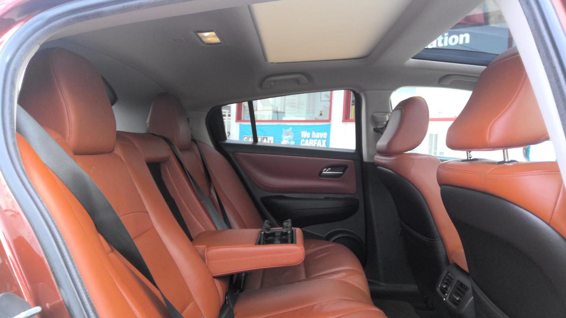 2010 BROWN Acura ZDX 6-Spd AT w/Tech Pkg (2HNYB1H49AH) with an 3.7L V6 SOHC 24V engine, 6-Speed Automatic transmission, located at 502 S. Riverside Avenue, Medford, OR, 97501, (541) 773-3136, 42.322803, -122.867477 - Photo#8