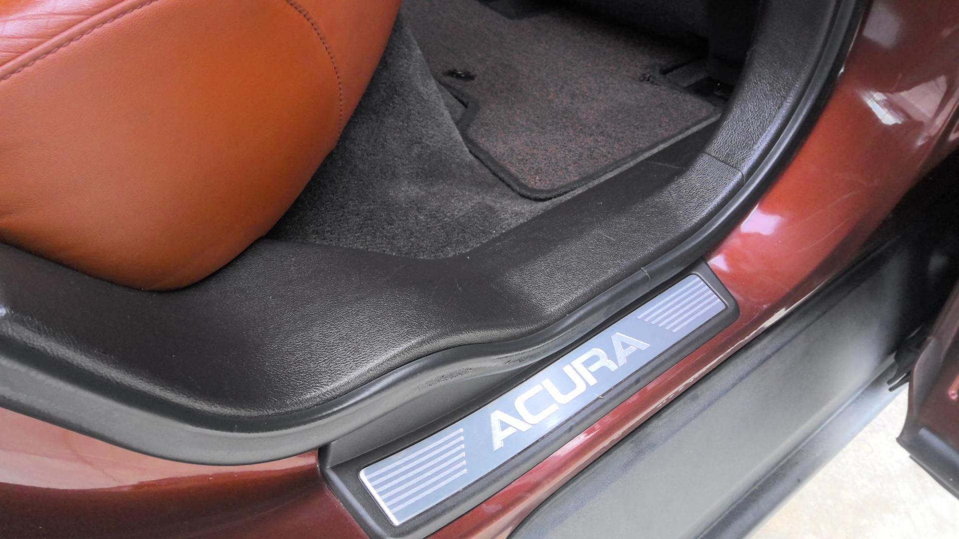 2010 BROWN Acura ZDX 6-Spd AT w/Tech Pkg (2HNYB1H49AH) with an 3.7L V6 SOHC 24V engine, 6-Speed Automatic transmission, located at 502 S. Riverside Avenue, Medford, OR, 97501, (541) 773-3136, 42.322803, -122.867477 - Photo#9