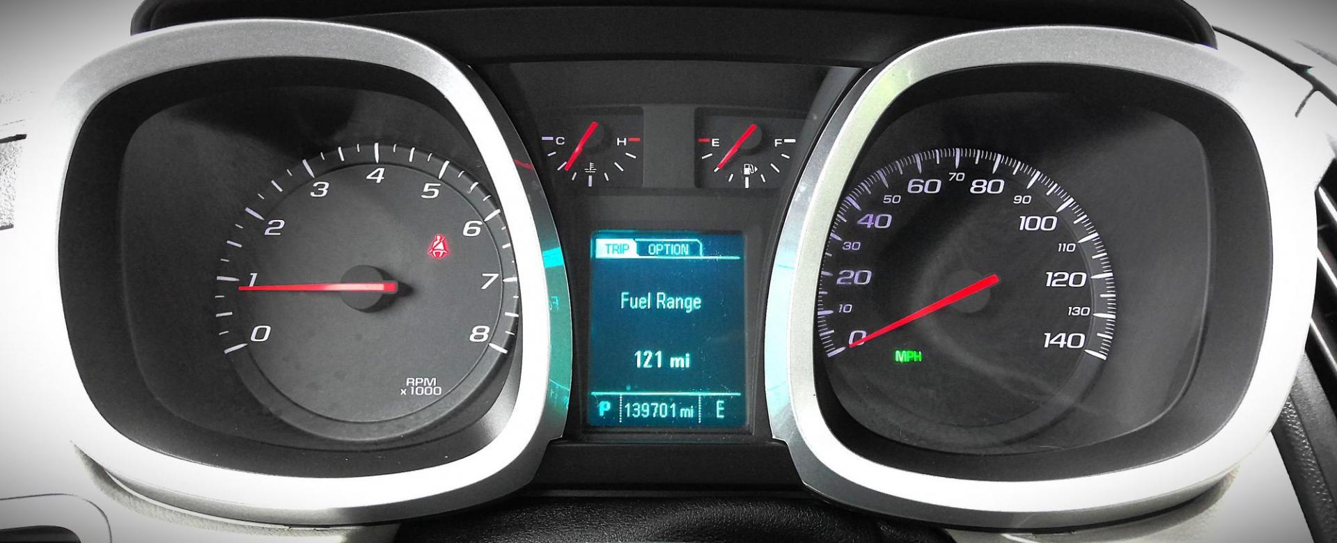 2016 GRAY Chevrolet Equinox LT 2WD (2GNALCEK4G6) with an 2.4L L4 DOHC 16V FFV engine, 6A transmission, located at 502 S. Riverside Avenue, Medford, OR, 97501, (541) 773-3136, 42.322803, -122.867477 - Photo#9