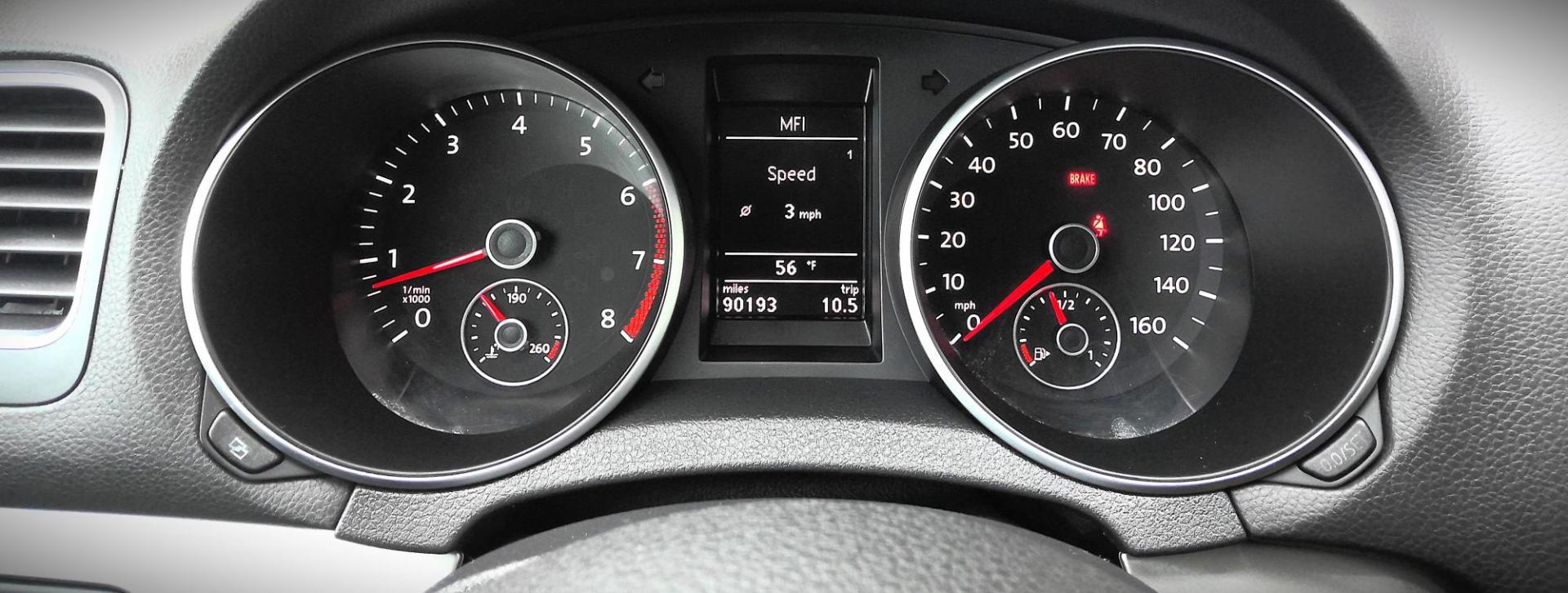 2011 BLUE Volkswagen Golf 2.5L 2-Door PZEV (WVWBB7AJ2BW) with an 2.5L L5 DOHC 20V engine, located at 502 S. Riverside Avenue, Medford, OR, 97501, (541) 773-3136, 42.322803, -122.867477 - Photo#7