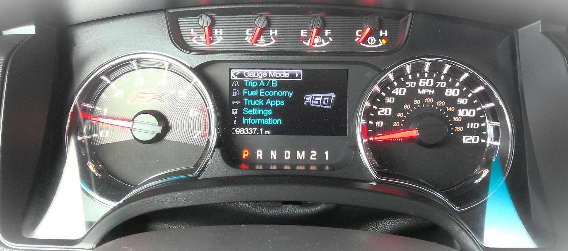 2014 GRAY Ford F-150 FX4 SuperCrew 5.5-ft. Bed 4WD (1FTFW1ET9EF) with an 3.5L V6 TURBO engine, 6-Speed Automatic transmission, located at 502 S. Riverside Avenue, Medford, OR, 97501, (541) 773-3136, 42.322803, -122.867477 - Photo#9