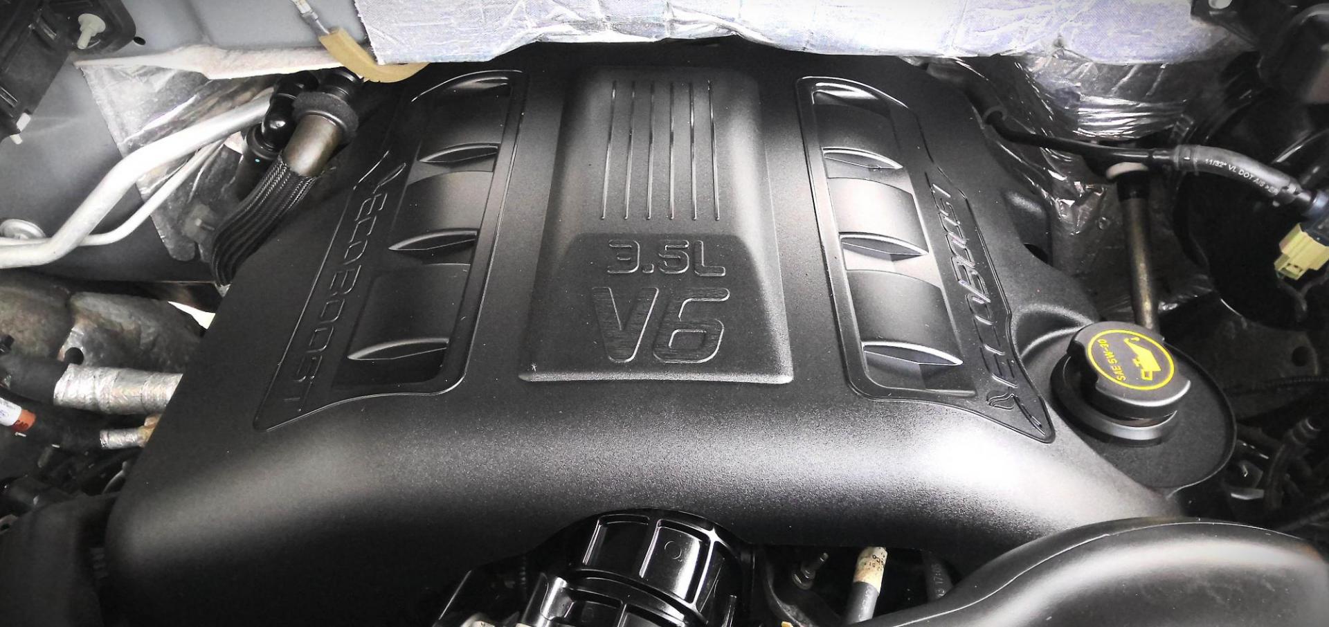 2014 GRAY Ford F-150 FX4 SuperCrew 5.5-ft. Bed 4WD (1FTFW1ET9EF) with an 3.5L V6 TURBO engine, 6-Speed Automatic transmission, located at 502 S. Riverside Avenue, Medford, OR, 97501, (541) 773-3136, 42.322803, -122.867477 - Photo#10