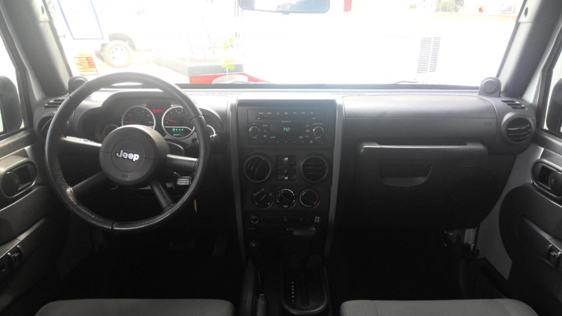 2010 SILVER Jeep Wrangler Unlimited Sport 4WD (1J4HA3H15AL) with an 3.8L V6 OHV 12V engine, located at 502 S. Riverside Avenue, Medford, OR, 97501, (541) 773-3136, 42.322803, -122.867477 - Photo#6