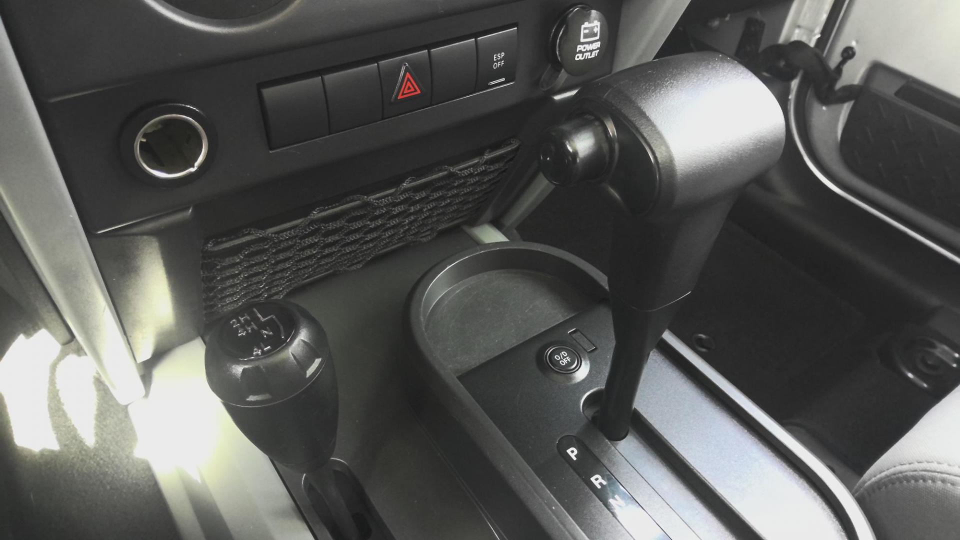 2010 SILVER Jeep Wrangler Unlimited Sport 4WD (1J4HA3H15AL) with an 3.8L V6 OHV 12V engine, located at 502 S. Riverside Avenue, Medford, OR, 97501, (541) 773-3136, 42.322803, -122.867477 - Photo#7