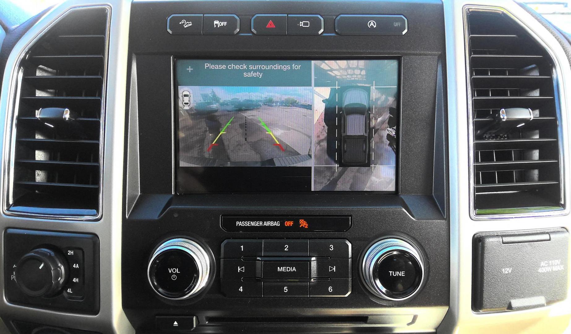 2018 WHITE Ford F-150 XLT SuperCrew 5.5-ft. Bed 4WD (1FTFW1EG7JK) with an 3.5 V6 engine, 6A transmission, located at 502 S. Riverside Avenue, Medford, OR, 97501, (541) 773-3136, 42.322803, -122.867477 - Photo#8