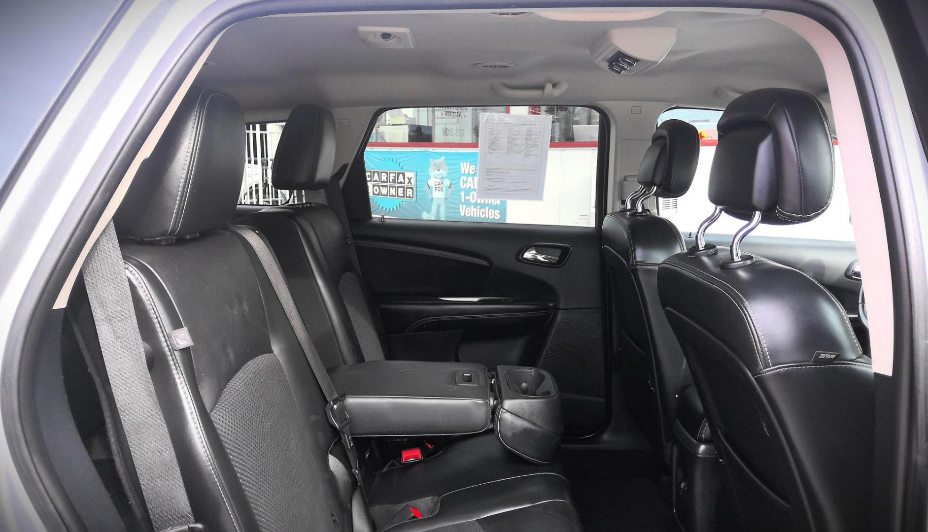 2018 SILVER Dodge Journey Crossroad AWD (3C4PDDGG0JT) with an 3.6L V6 DOHC 24V engine, 6A transmission, located at 502 S. Riverside Avenue, Medford, OR, 97501, (541) 773-3136, 42.322803, -122.867477 - Photo#9