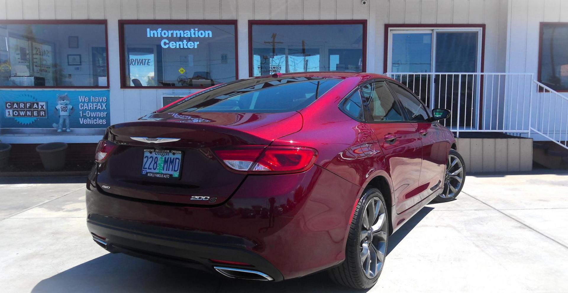 2015 MAROON Chrysler 200 S AWD (1C3CCCDG2FN) with an 3.6L V6 DOHC 24V FFV engine, 9-Speed Automatic transmission, located at 502 S. Riverside Avenue, Medford, OR, 97501, (541) 773-3136, 42.322803, -122.867477 - Photo#2