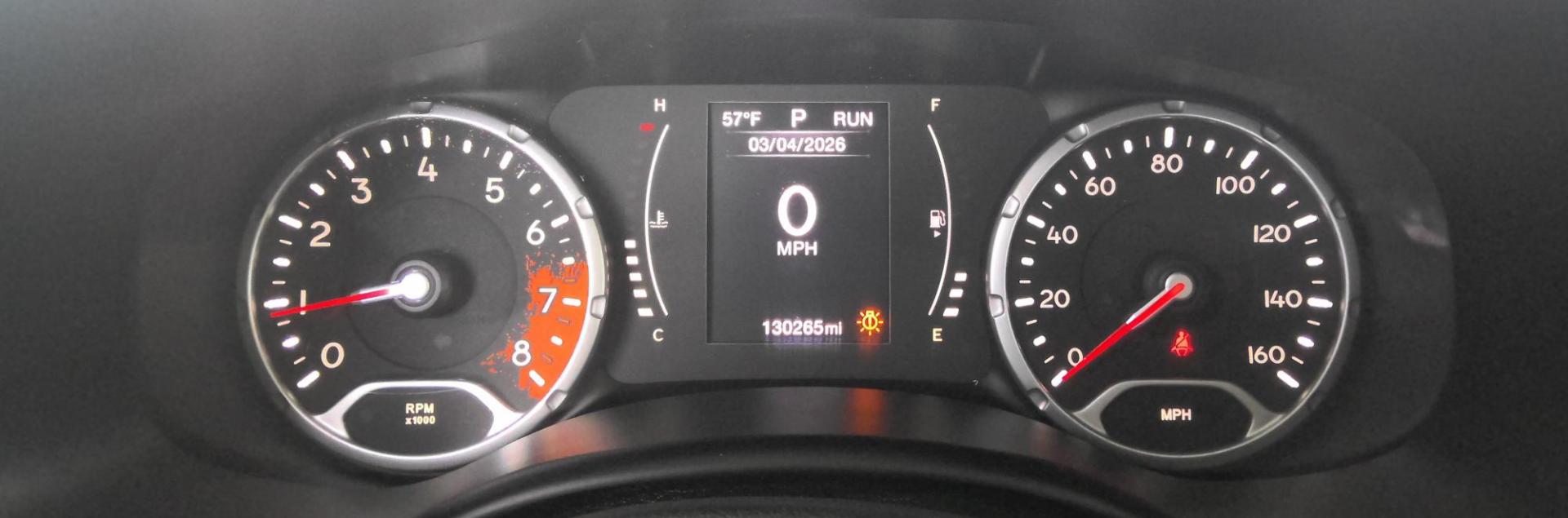 2015 BLACK JEEP RENEGADE (ZACCJBBT0FP) , located at 502 S. Riverside Avenue, Medford, OR, 97501, (541) 773-3136, 42.322803, -122.867477 - Photo#8