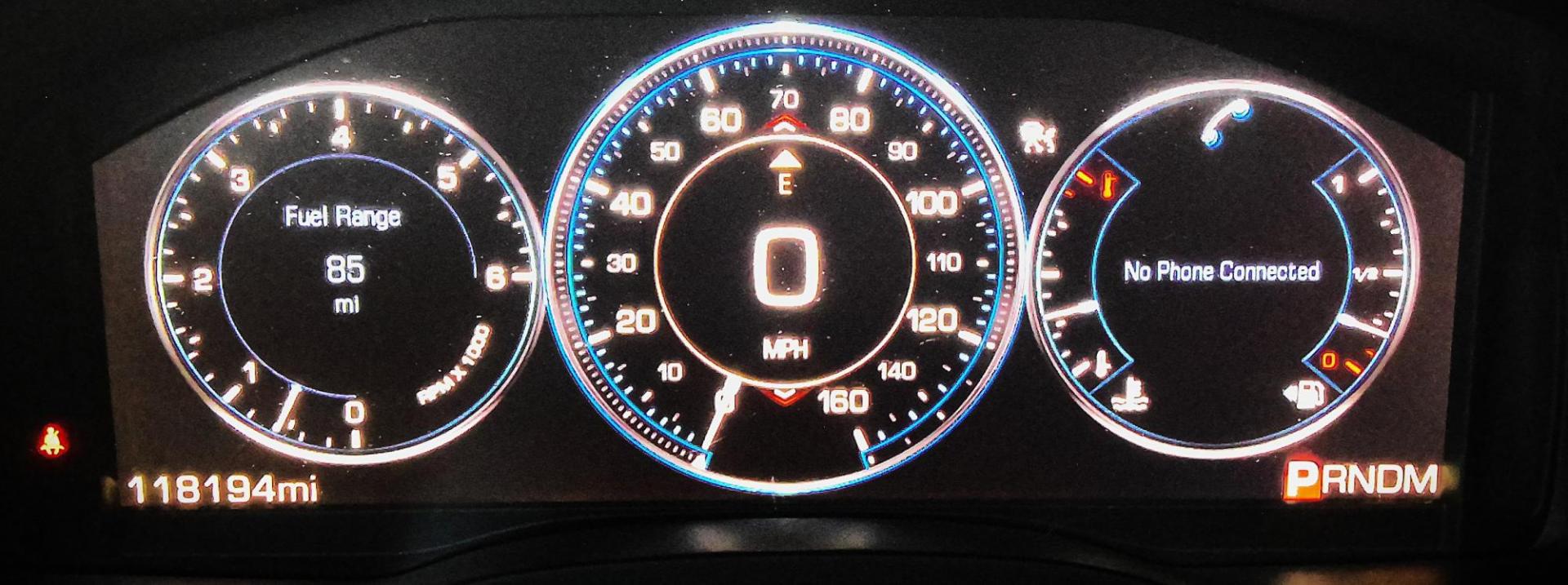 2015 WHITE Cadillac Escalade Premium 4WD (1GYS4CKJ8FR) with an 6.2L V8 OHV 16V FFV engine, 6-Speed Automatic transmission, located at 502 S. Riverside Avenue, Medford, OR, 97501, (541) 773-3136, 42.322803, -122.867477 - Photo#14