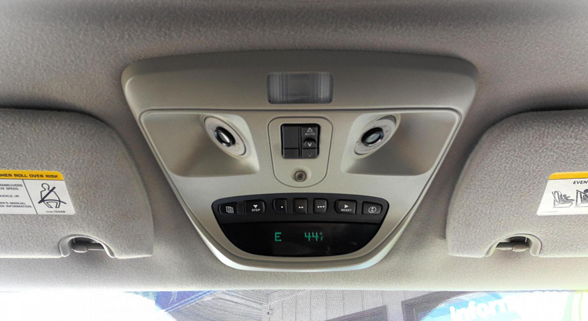 2009 BLACK Chrysler Aspen Limited 4WD (1A8HW58T09F) , 5-Speed Automatic transmission, located at 502 S. Riverside Avenue, Medford, OR, 97501, (541) 773-3136, 42.322803, -122.867477 - Photo#13