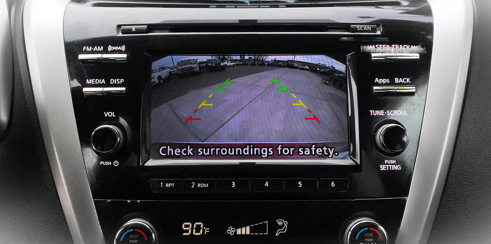 2016 BURGANDY Nissan Murano Platinum AWD (5N1AZ2MH0GN) with an 3.5L V6 DOHC 24V engine, CVT transmission, located at 502 S. Riverside Avenue, Medford, OR, 97501, (541) 773-3136, 42.322803, -122.867477 - Photo#11