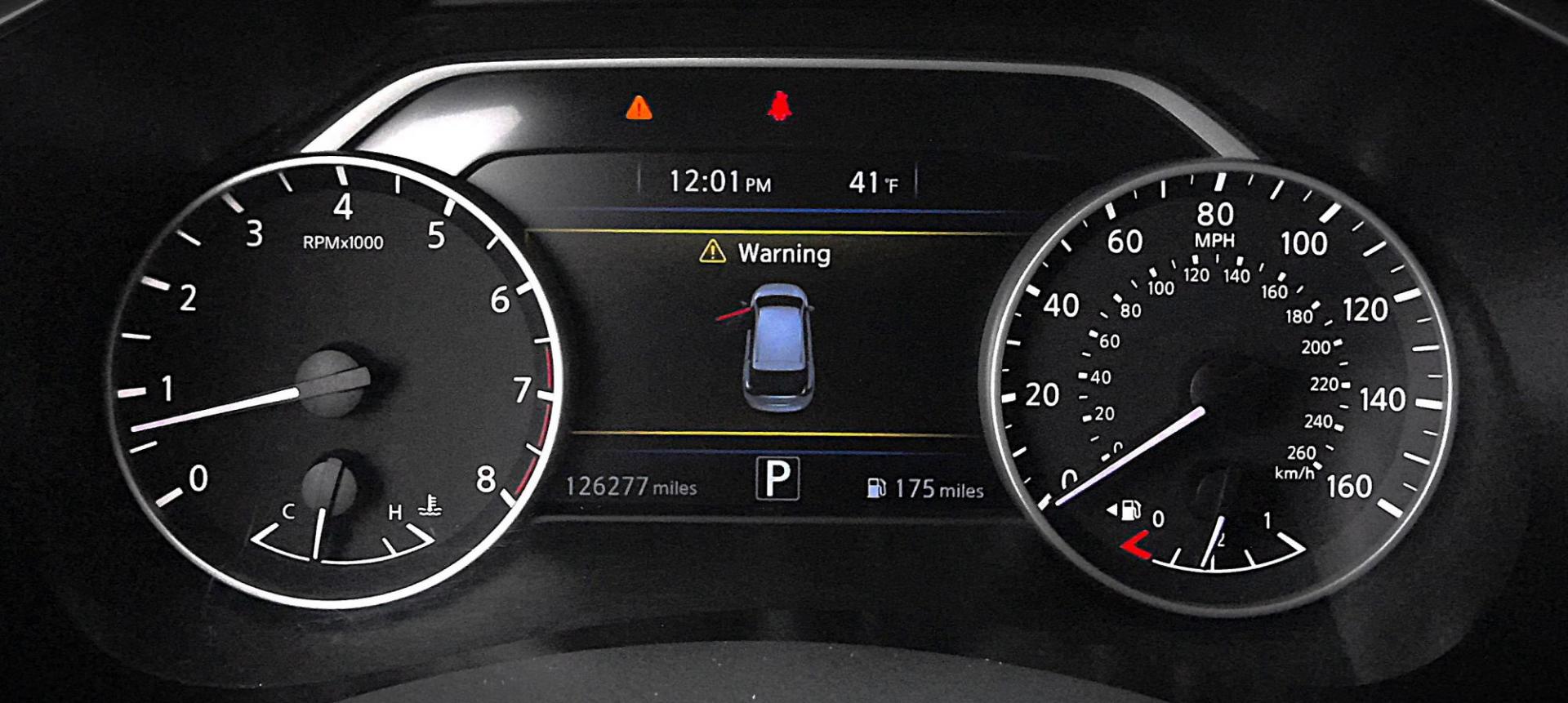 2016 BURGANDY Nissan Murano Platinum AWD (5N1AZ2MH0GN) with an 3.5L V6 DOHC 24V engine, CVT transmission, located at 502 S. Riverside Avenue, Medford, OR, 97501, (541) 773-3136, 42.322803, -122.867477 - Photo#13