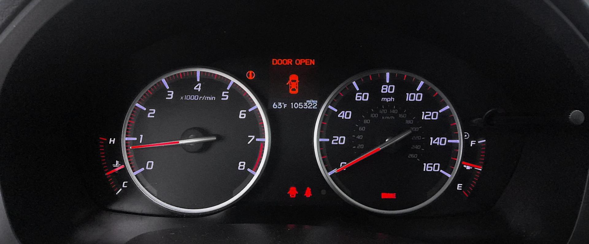 2013 GRAY /Gray Acura ILX 6-Spd MT w/ Premium Package (19VDE2E55DE) with an 2.4L L4 16V DOHC engine, 6-Speed Manual transmission, located at 502 S. Riverside Avenue, Medford, OR, 97501, (541) 773-3136, 42.322803, -122.867477 - This 2013 Acura ILX is a compact sports sedan with a 6-speed manual transmission, double wishbone suspension, heated seats, and a 2.4-liter four-cylinder engine that produces 201 horsepower. - Photo#12