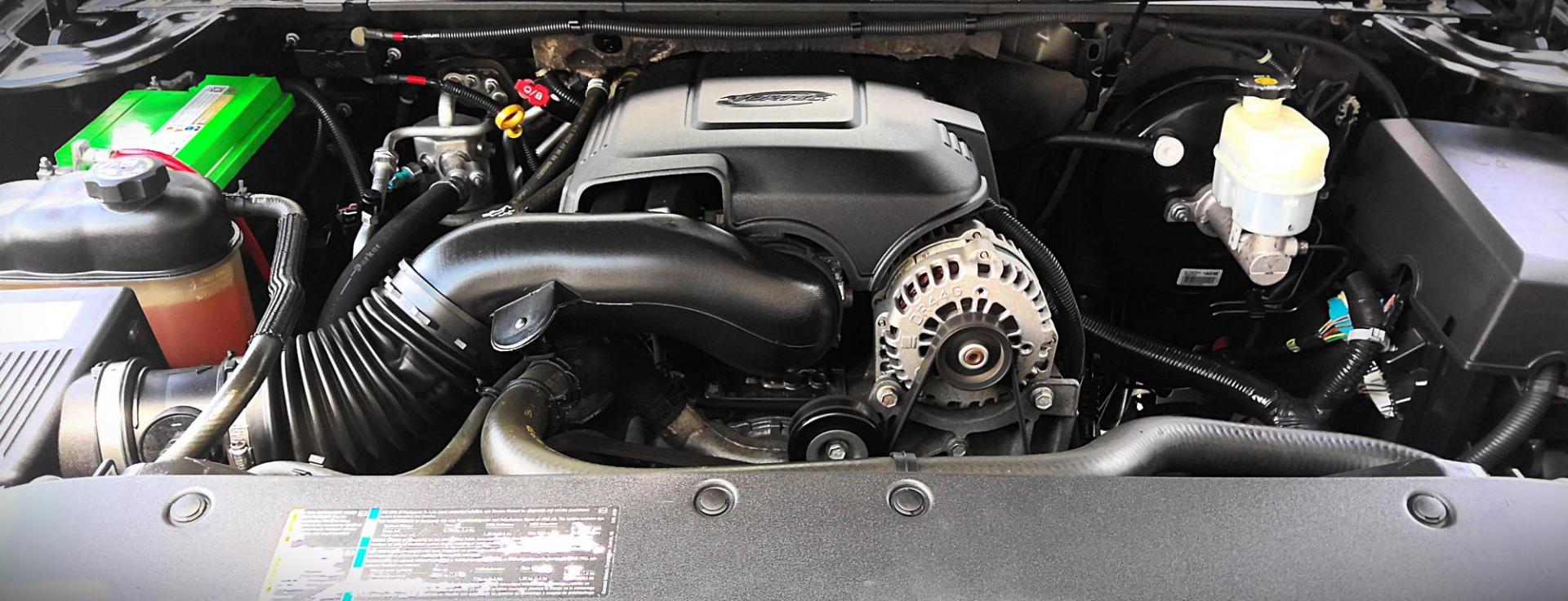 2007 BLACK GMC Yukon 4WD (1GKFK13047R) with an 5.3L V8 OHV 16V FFV engine, 4-Speed Automatic Overdrive transmission, located at 502 S. Riverside Avenue, Medford, OR, 97501, (541) 773-3136, 42.322803, -122.867477 - Photo#10