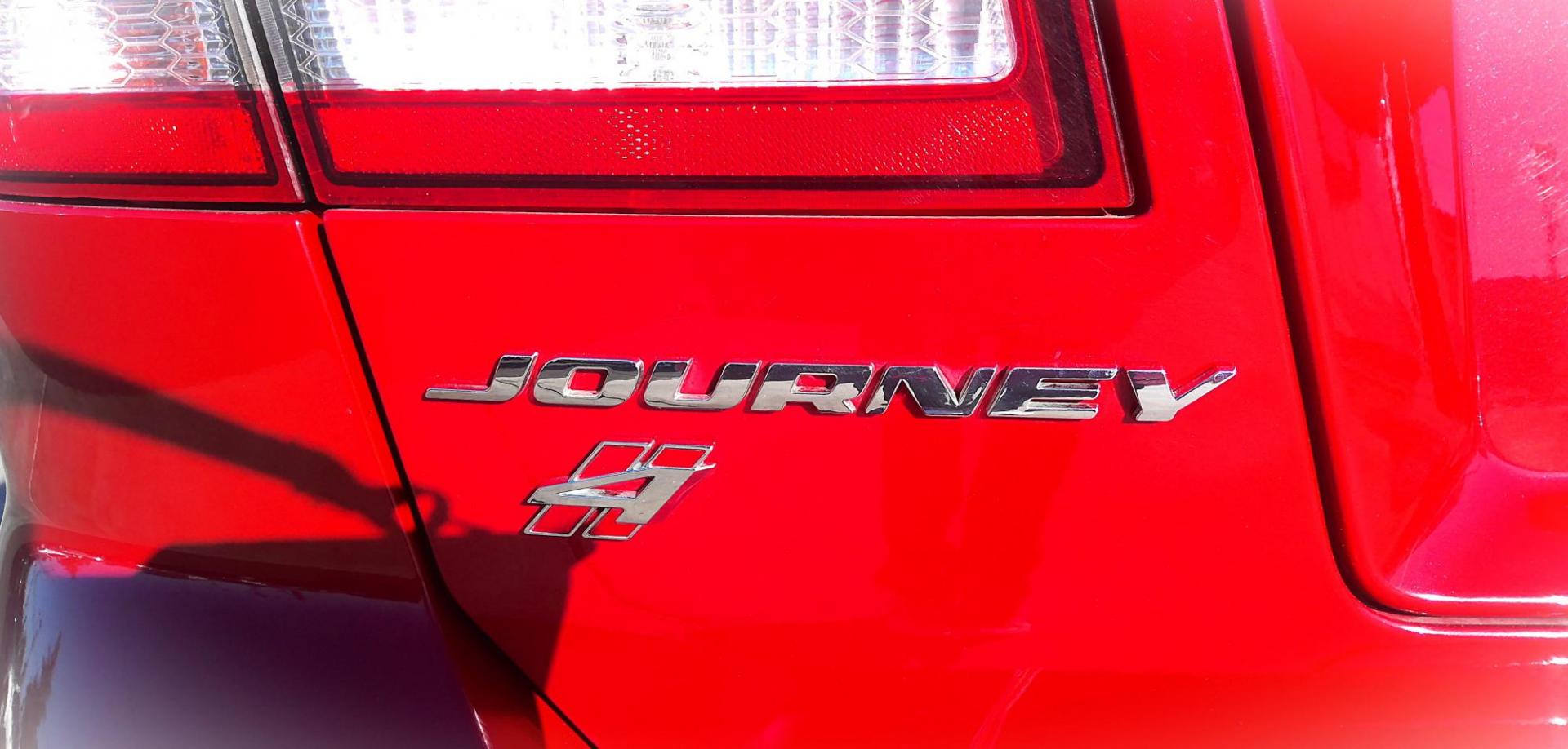 2019 RED Dodge Journey GT AWD (3C4PDDEG6KT) with an 3.6L V6 DOHC 24V engine, 6A transmission, located at 502 S. Riverside Avenue, Medford, OR, 97501, (541) 773-3136, 42.322803, -122.867477 - Photo#3