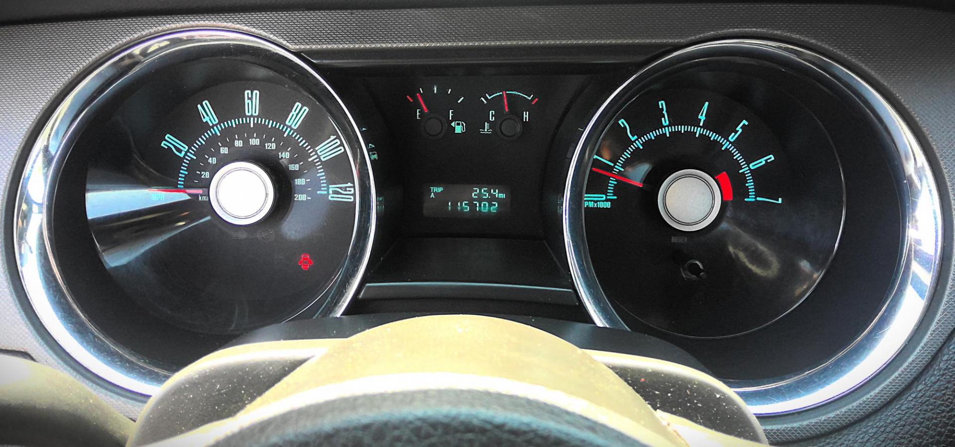 2010 GRAY /Black Ford Mustang V6 Coupe (1ZVBP8AN6A5) with an 4.0L V6 OHC 12V engine, Automatic transmission, located at 502 S. Riverside Avenue, Medford, OR, 97501, (541) 773-3136, 42.322803, -122.867477 - This 4.0 V6 2010 Mustang is a real beauty! It comes with brand new tires and spark plugs, and has a clean Carfax Vehicle History report with regular service records. This makes it a great buy! Carfax even "Fair Value" priced it before we put it through our quality vehicle reconditioning! - Photo#10