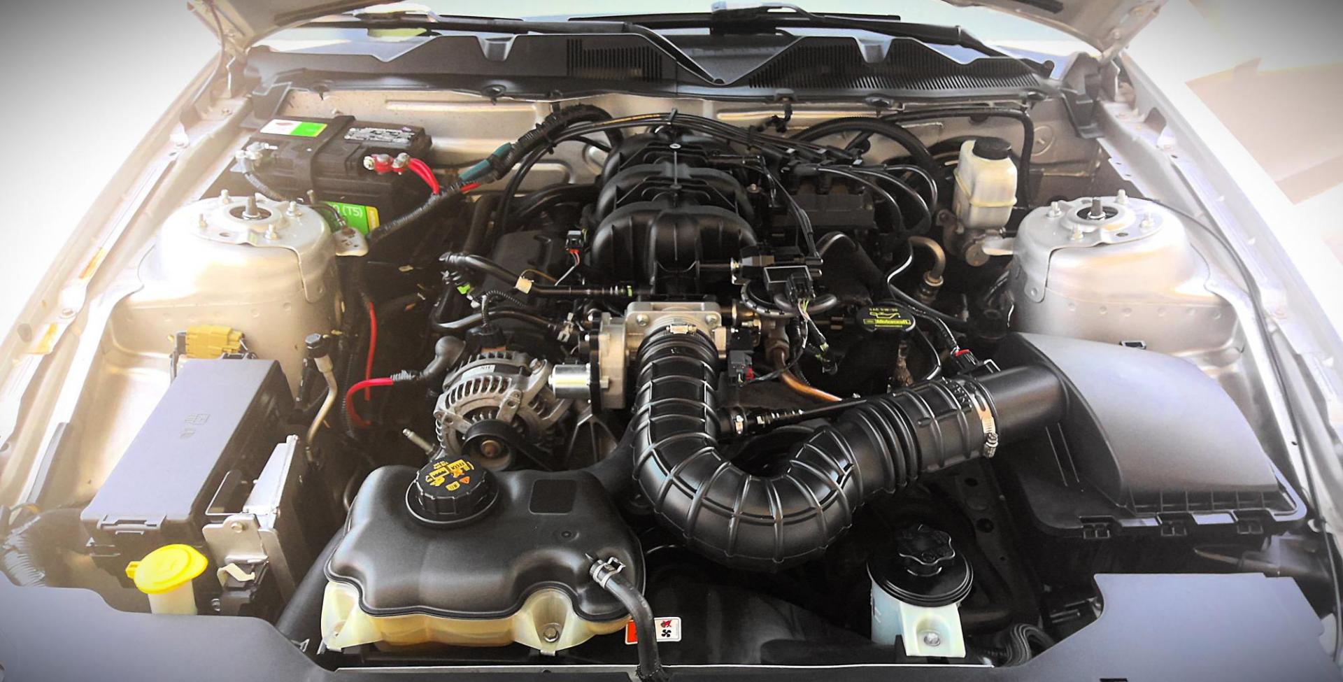 2010 GRAY /Black Ford Mustang V6 Coupe (1ZVBP8AN6A5) with an 4.0L V6 OHC 12V engine, Automatic transmission, located at 502 S. Riverside Avenue, Medford, OR, 97501, (541) 773-3136, 42.322803, -122.867477 - This 4.0 V6 2010 Mustang is a real beauty! It comes with brand new tires and spark plugs, and has a clean Carfax Vehicle History report with regular service records. This makes it a great buy! Carfax even "Fair Value" priced it before we put it through our quality vehicle reconditioning! - Photo#11