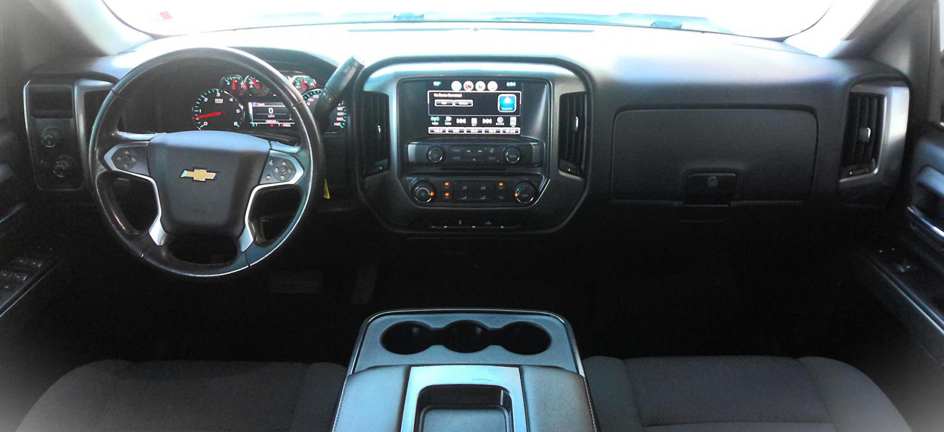 2018 WHITE Chevrolet Silverado 1500 LT Double Cab 4WD (1GCVKREC8JZ) with an 5.3L V8 OHV 16V engine, 6A transmission, located at 502 S. Riverside Avenue, Medford, OR, 97501, (541) 773-3136, 42.322803, -122.867477 - Photo#7