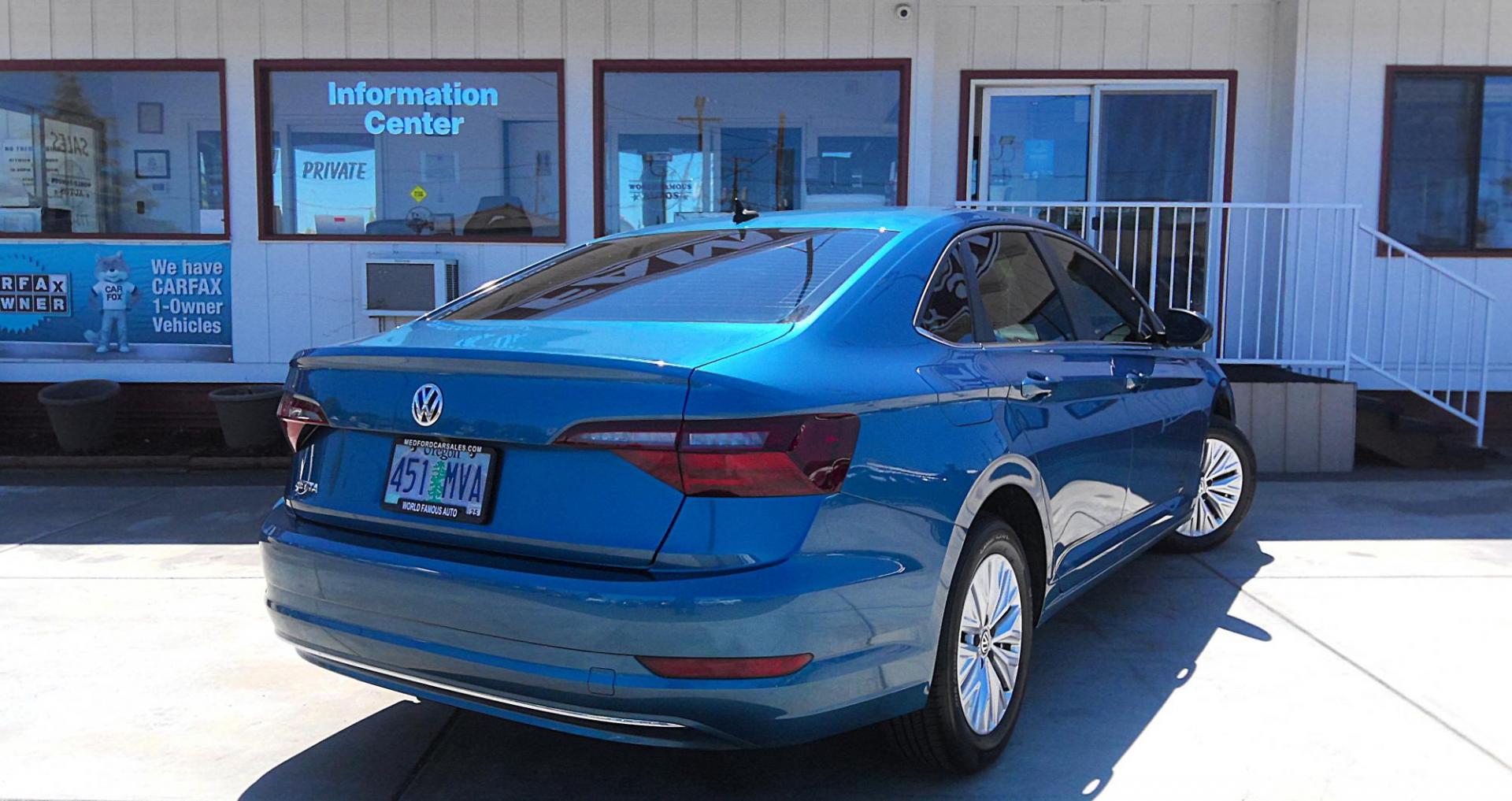 2020 BLUE Volkswagen Jetta 1.4T S 8A (3VWCB7BU2LM) with an 1.4L L4 DOHC 20V engine, 8A transmission, located at 502 S. Riverside Avenue, Medford, OR, 97501, (541) 773-3136, 42.322803, -122.867477 - Photo#3