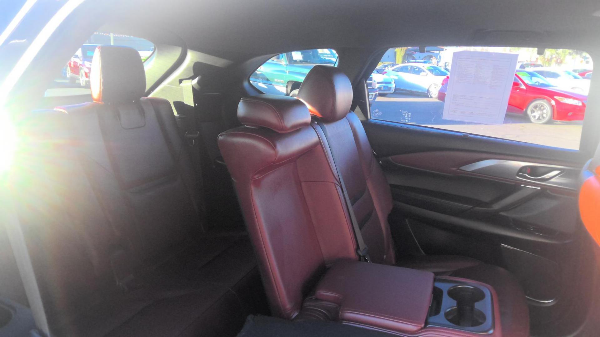 2018 GRAY /Red Mazda CX-9 Signature AWD (JM3TCBEYXJ0) with an 2.5L L4 DOHC 16V engine, 6A transmission, located at 502 S. Riverside Avenue, Medford, OR, 97501, (541) 773-3136, 42.322803, -122.867477 - This 2018 Mazda CX-9 Signature is a great 1-Owner SUV with clean Carfax Vehicle History and maintenance records. Get around the Rogue Valley in all kinds of weather with AWD and good fuel economy for it's class thanks to it's 2.5L 4-cyl engine, and with low miles - less than 90k! - Photo#8