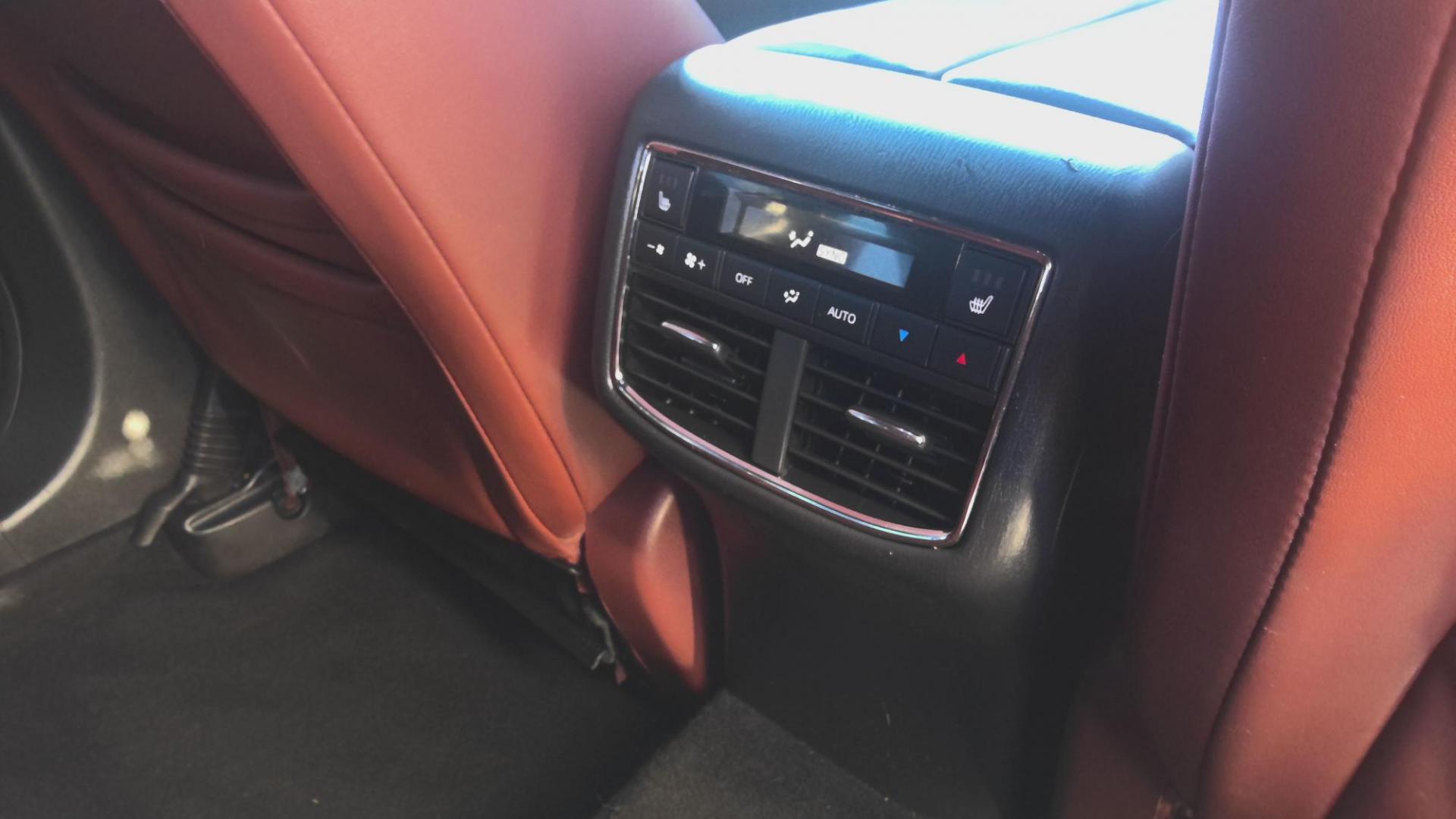 2018 GRAY /Red Mazda CX-9 Signature AWD (JM3TCBEYXJ0) with an 2.5L L4 DOHC 16V engine, 6A transmission, located at 502 S. Riverside Avenue, Medford, OR, 97501, (541) 773-3136, 42.322803, -122.867477 - This 2018 Mazda CX-9 Signature is a great 1-Owner SUV with clean Carfax Vehicle History and maintenance records. Get around the Rogue Valley in all kinds of weather with AWD and good fuel economy for it's class thanks to it's 2.5L 4-cyl engine, and with low miles - less than 90k! - Photo#10