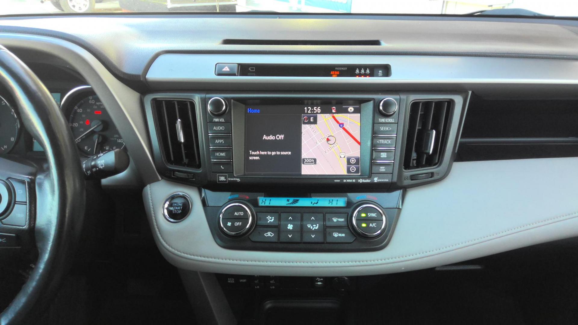 2017 WHITE Toyota RAV4 Limited AWD (2T3DFREV9HW) with an 2.5L L4 DOHC 16V engine, 6A transmission, located at 502 S. Riverside Avenue, Medford, OR, 97501, (541) 773-3136, 42.322803, -122.867477 - Photo#10