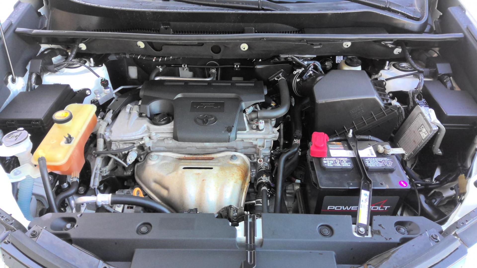 2017 WHITE Toyota RAV4 Limited AWD (2T3DFREV9HW) with an 2.5L L4 DOHC 16V engine, 6A transmission, located at 502 S. Riverside Avenue, Medford, OR, 97501, (541) 773-3136, 42.322803, -122.867477 - Photo#16