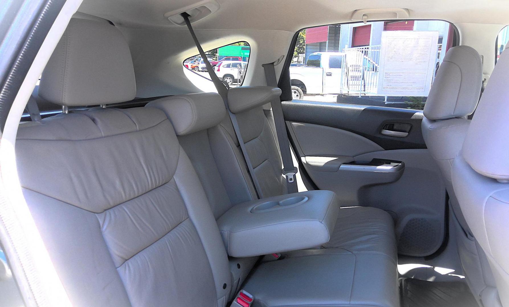 2014 GRAY Honda CR-V EX-L 4WD 5-Speed AT (2HKRM4H7XEH) with an 2.4L L4 DOHC 16V engine, 5-Speed Automatic transmission, located at 502 S. Riverside Avenue, Medford, OR, 97501, (541) 773-3136, 42.322803, -122.867477 - Photo#7