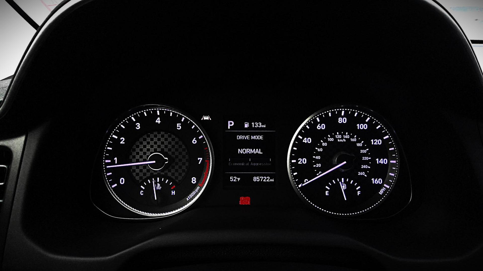 2020 BLUE Hyundai Elantra Limited (5NPD84LF1LH) with an 1.8L L4 DOHC 16V engine, 6A transmission, located at 502 S. Riverside Avenue, Medford, OR, 97501, (541) 773-3136, 42.322803, -122.867477 - Photo#9