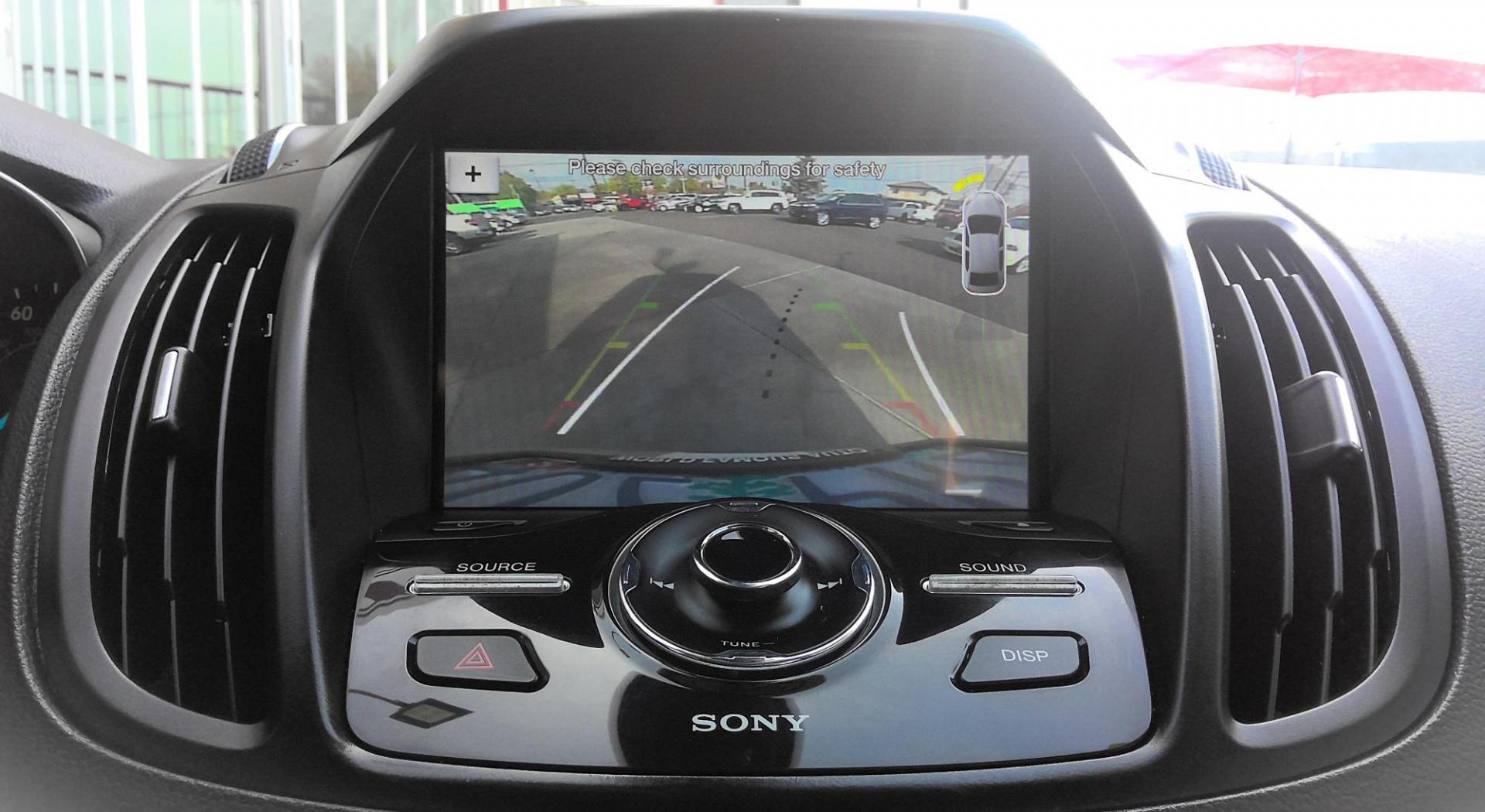 2018 GOLD Ford Escape Titanium 4WD (1FMCU9J96JU) with an 2.0L L4 DOHC 16V engine, 6A transmission, located at 502 S. Riverside Avenue, Medford, OR, 97501, (541) 773-3136, 42.322803, -122.867477 - Photo#13