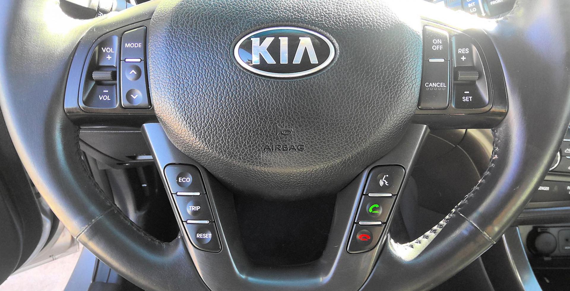 2013 SILVER Kia Optima SX (5XXGR4A62DG) with an 2.0L L4 DOHC 16V TURBO engine, 6-Speed Automatic transmission, located at 502 S. Riverside Avenue, Medford, OR, 97501, (541) 773-3136, 42.322803, -122.867477 - Photo#11