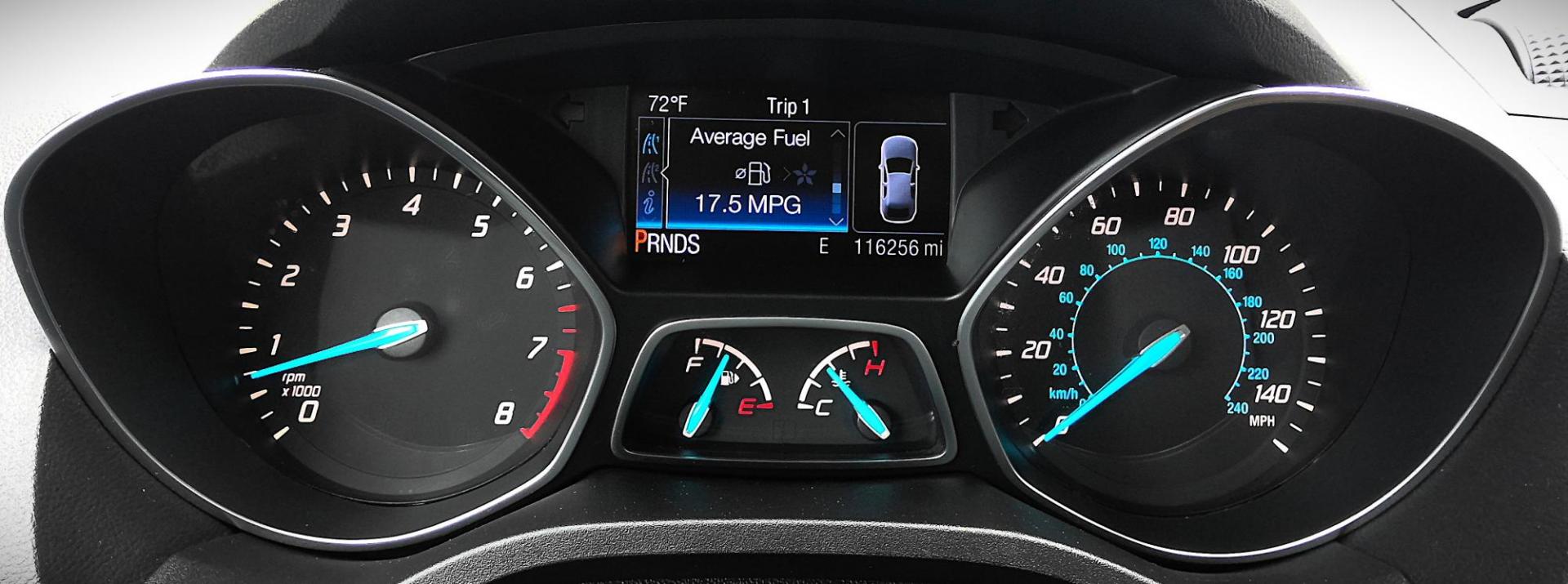 2016 BLACK Ford Escape S FWD (1FMCU0F76GU) with an 2.5L L4 DOHC 16V engine, 6-Speed Automatic transmission, located at 502 S. Riverside Avenue, Medford, OR, 97501, (541) 773-3136, 42.322803, -122.867477 - Photo#7