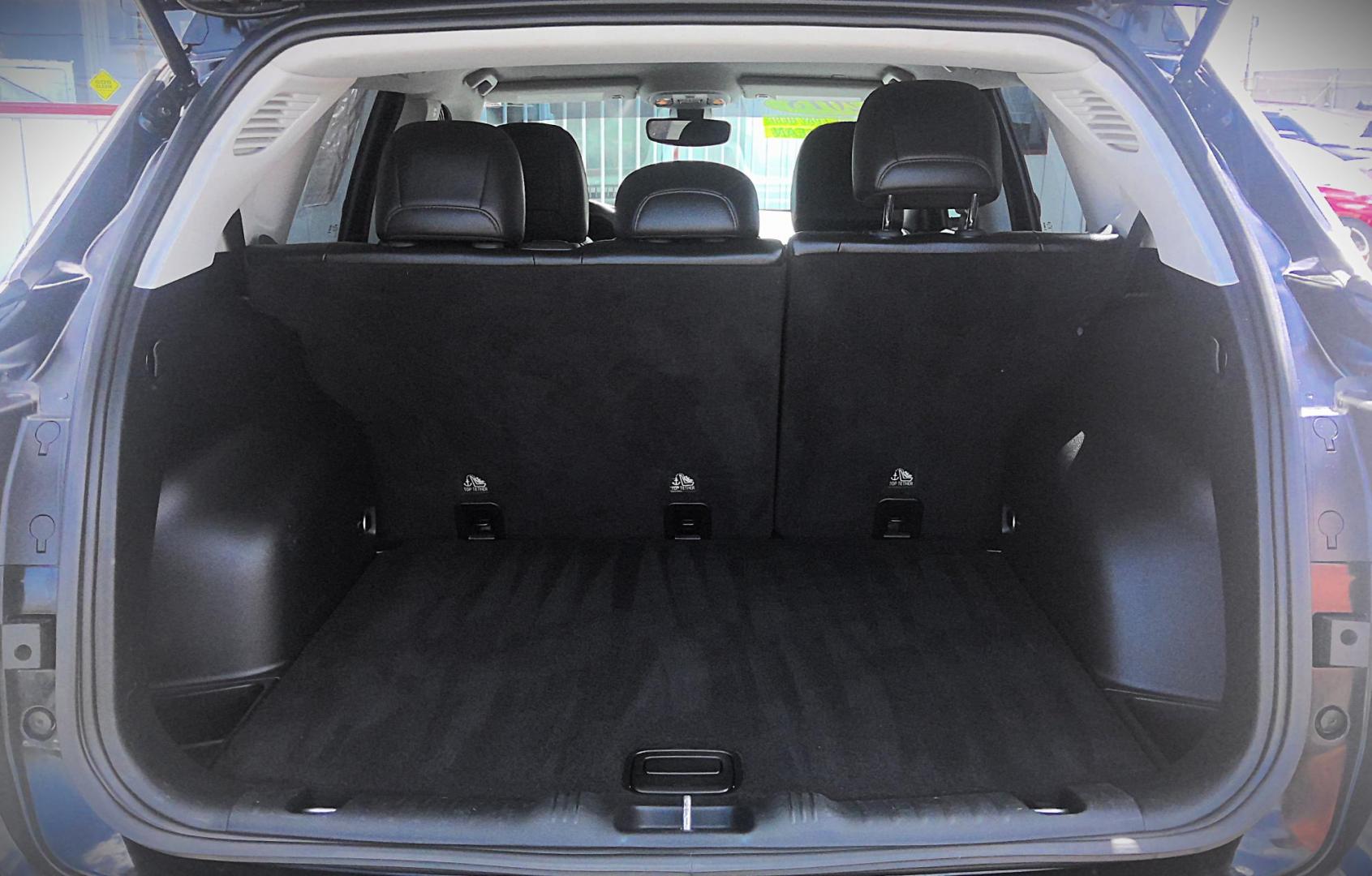 2018 BLACK Jeep Compass Sport FWD (3C4NJCBB6JT) with an 2.4L L4 DOHC 16V engine, located at 502 S. Riverside Avenue, Medford, OR, 97501, (541) 773-3136, 42.322803, -122.867477 - Photo#3
