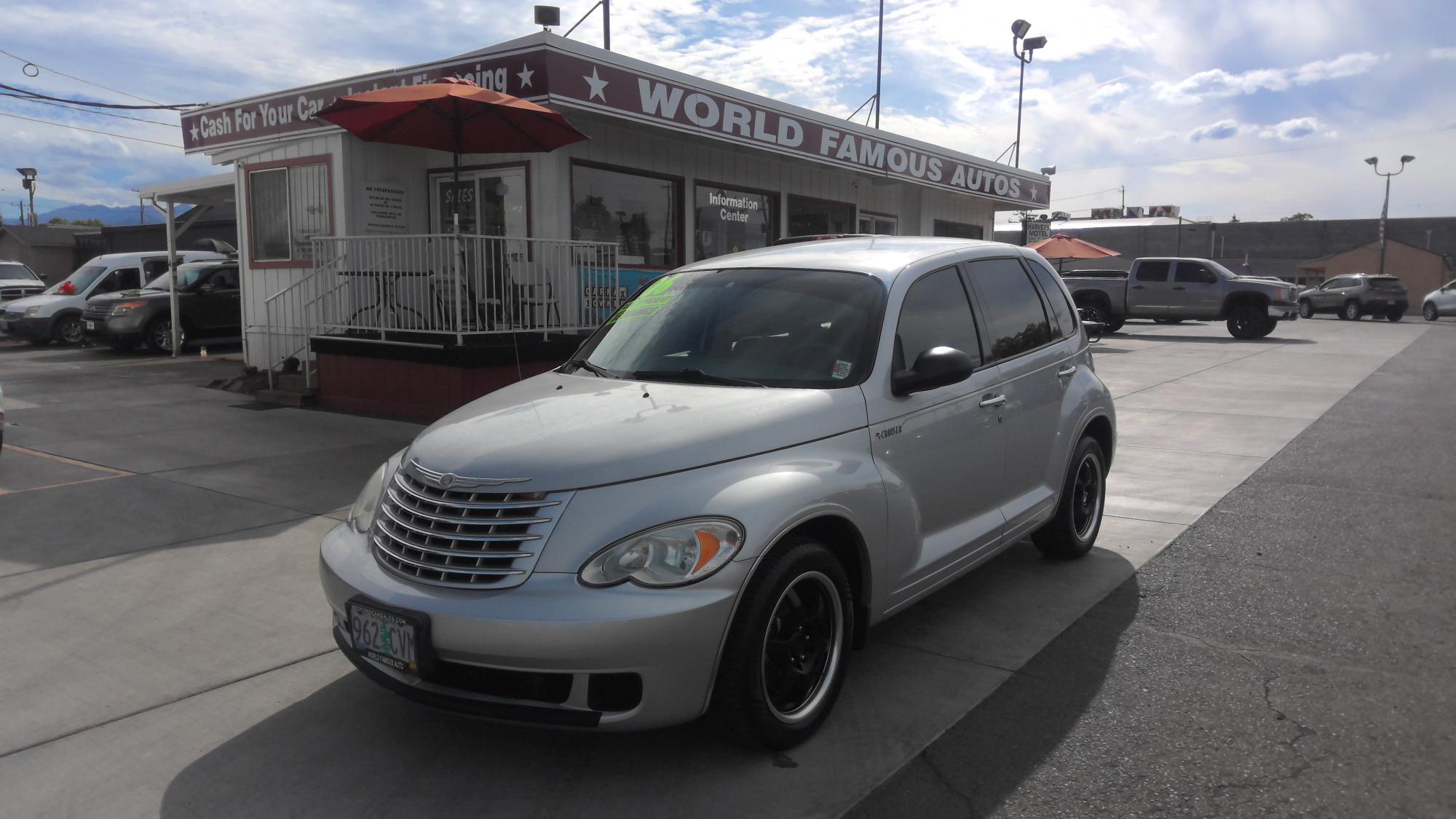 photo of 2006 Chrysler PT Cruiser WAGON 4-DR