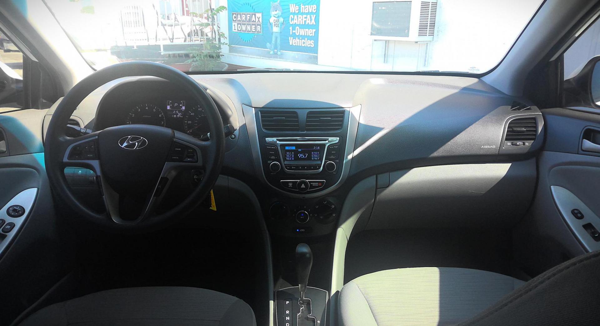 2017 WHITE Hyundai Accent SE 4-Door 6M (KMHCT4AE4HU) with an 1.6L L4 DOHC 16V engine, 6M transmission, located at 502 S. Riverside Avenue, Medford, OR, 97501, (541) 773-3136, 42.322803, -122.867477 - Photo#7