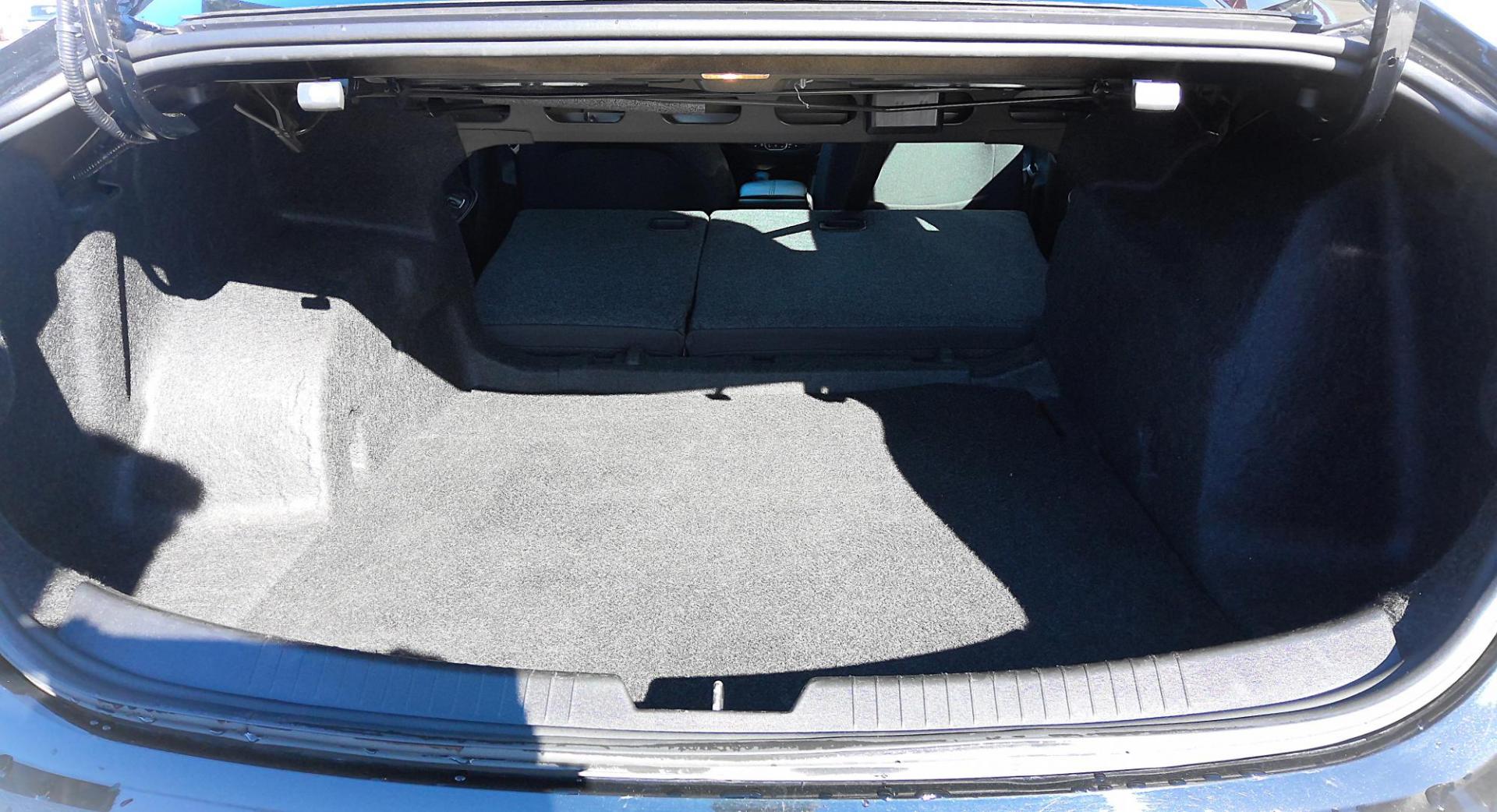 2022 BLACK Chevrolet Malibu LT (1G1ZD5ST9NF) with an 1.5L L4 DOHC 16V engine, 6A transmission, located at 502 S. Riverside Avenue, Medford, OR, 97501, (541) 773-3136, 42.322803, -122.867477 - Photo#6