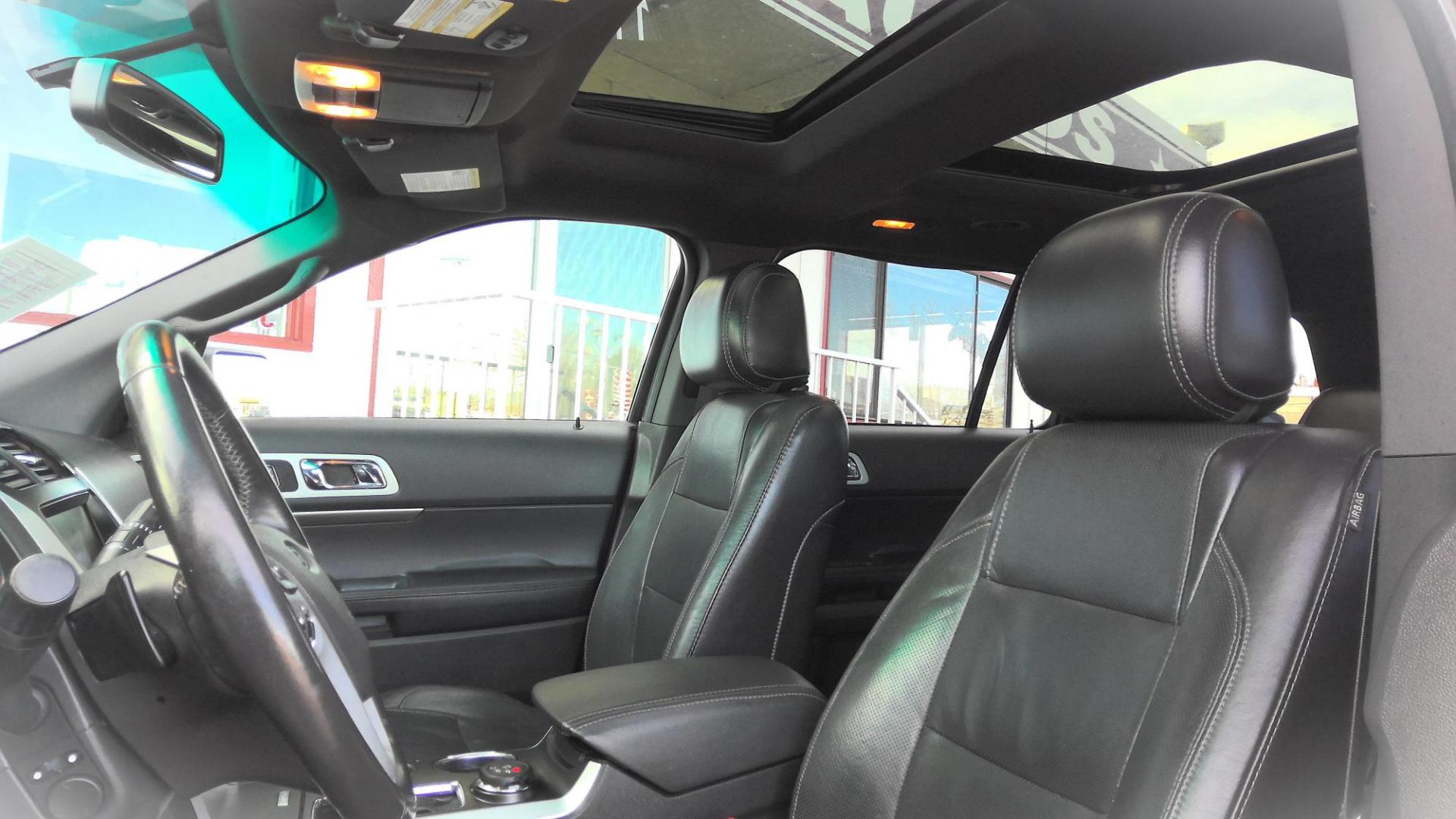 2014 BLACK Ford Explorer Sport 4WD (1FM5K8GT1EG) with an 3.5L V6 DOHC 24V engine, 6-Speed Automatic transmission, located at 502 S. Riverside Avenue, Medford, OR, 97501, (541) 773-3136, 42.322803, -122.867477 - Photo#11