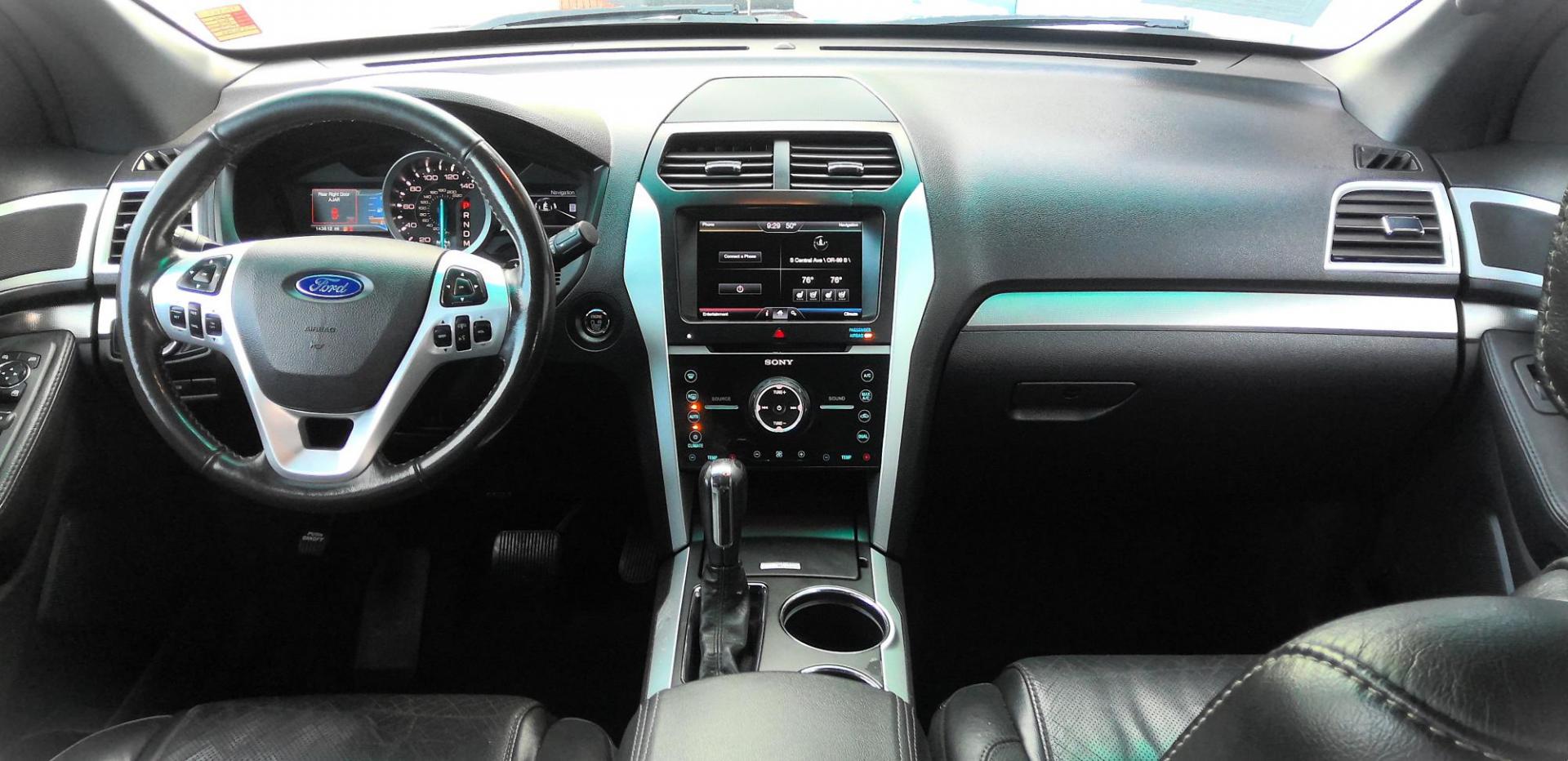 2014 BLACK Ford Explorer Sport 4WD (1FM5K8GT1EG) with an 3.5L V6 DOHC 24V engine, 6-Speed Automatic transmission, located at 502 S. Riverside Avenue, Medford, OR, 97501, (541) 773-3136, 42.322803, -122.867477 - Photo#12