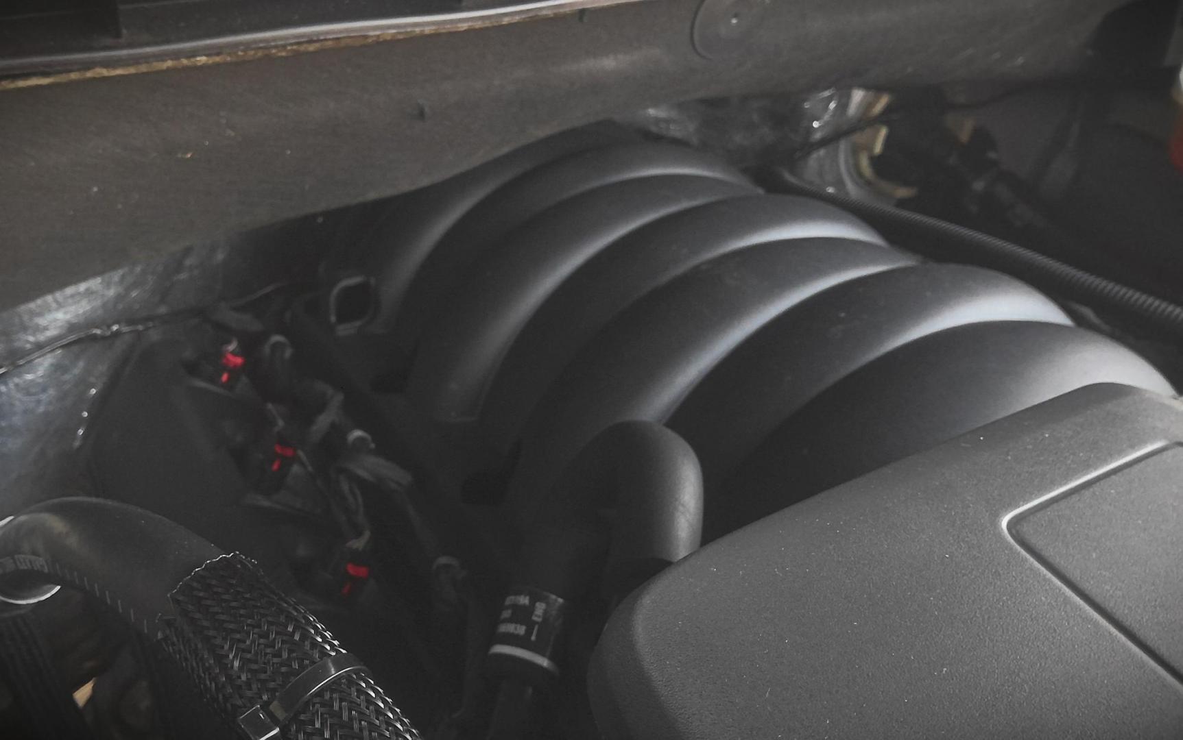 2020 WHITE Chevrolet Silverado 1500 LT Crew Cab Long Box 4WD (1GCUYDED2LZ) with an 5.3L V8 OHV 16V engine, 6A transmission, located at 502 S. Riverside Avenue, Medford, OR, 97501, (541) 773-3136, 42.322803, -122.867477 - Photo#13