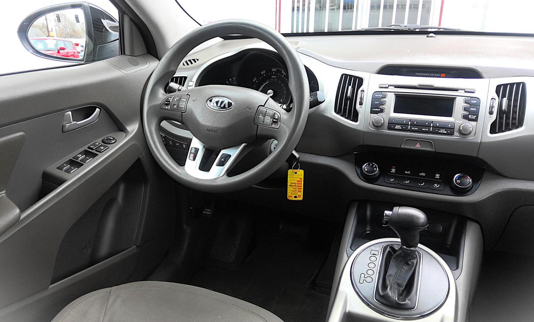 2013 BLACK Kia Sportage LX AWD (KNDPBCA2XD7) with an 2.4L V6 DOHC 24V engine, 6-Speed Automatic transmission, located at 502 S. Riverside Avenue, Medford, OR, 97501, (541) 773-3136, 42.322803, -122.867477 - Photo#7