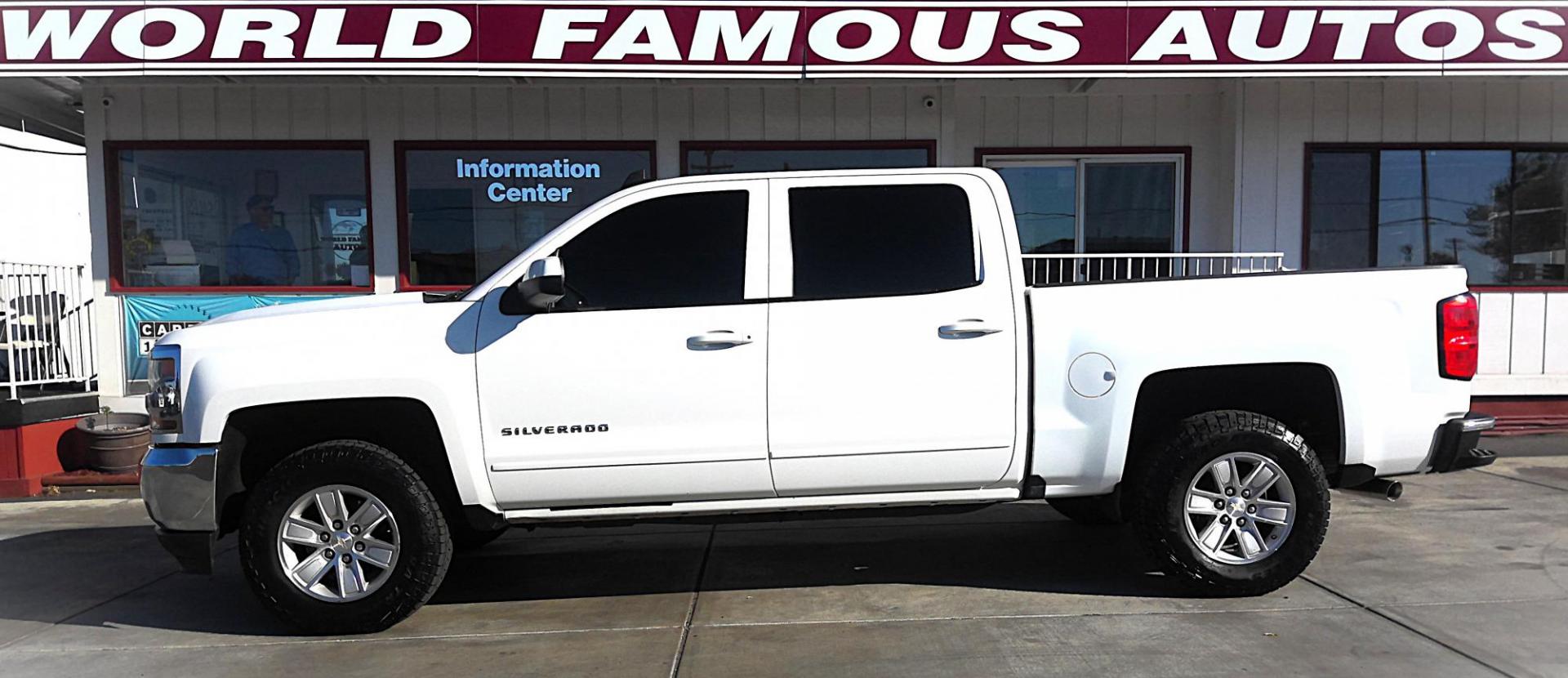 2017 WHITE Chevrolet Silverado 1500 LT Crew Cab 4WD (3GCUKREC8HG) with an 5.3L V8 OHV 16V engine, 6A transmission, located at 502 S. Riverside Avenue, Medford, OR, 97501, (541) 773-3136, 42.322803, -122.867477 - Photo#0