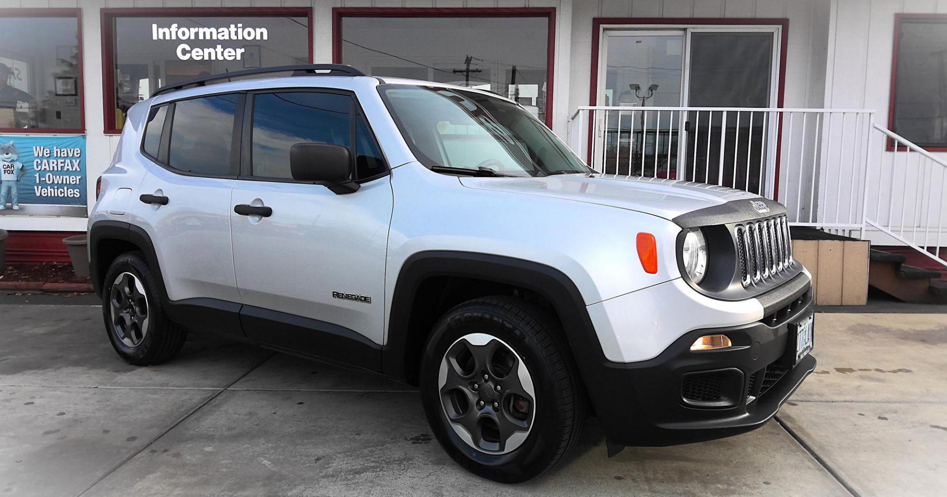 2016 SILVER Jeep Renegade Sport FWD (ZACCJAAW8GP) with an 1.4L L4 DOHC 16V TURBO engine, 6M transmission, located at 502 S. Riverside Avenue, Medford, OR, 97501, (541) 773-3136, 42.322803, -122.867477 - Photo#1