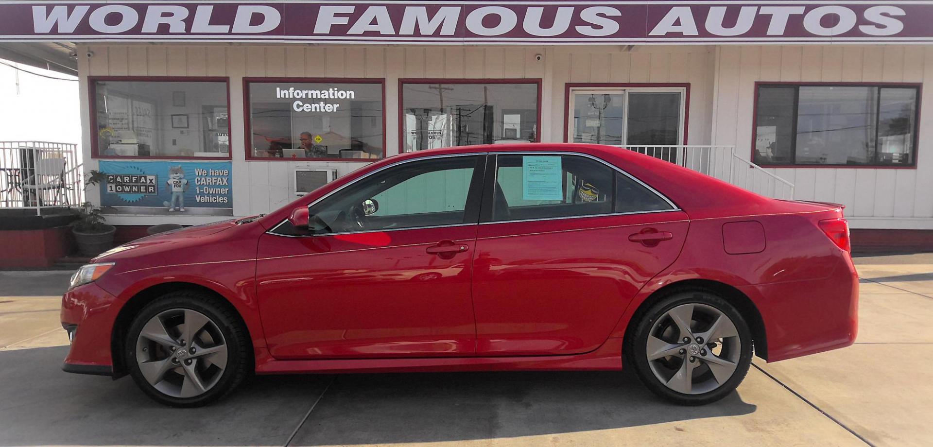 2012 RED Toyota Camry SE (4T1BF1FK3CU) with an 2.5L L4 DOHC 16V engine, 6-Speed Automatic transmission, located at 502 S. Riverside Avenue, Medford, OR, 97501, (541) 773-3136, 42.322803, -122.867477 - Photo#0
