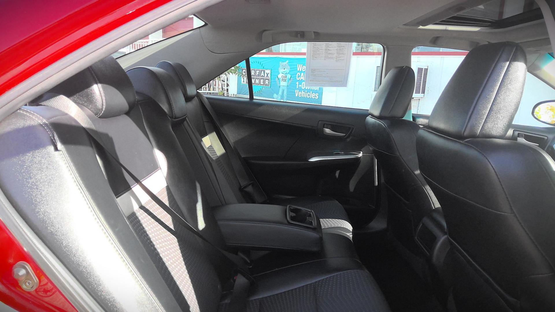 2012 RED Toyota Camry SE (4T1BF1FK3CU) with an 2.5L L4 DOHC 16V engine, 6-Speed Automatic transmission, located at 502 S. Riverside Avenue, Medford, OR, 97501, (541) 773-3136, 42.322803, -122.867477 - Photo#7