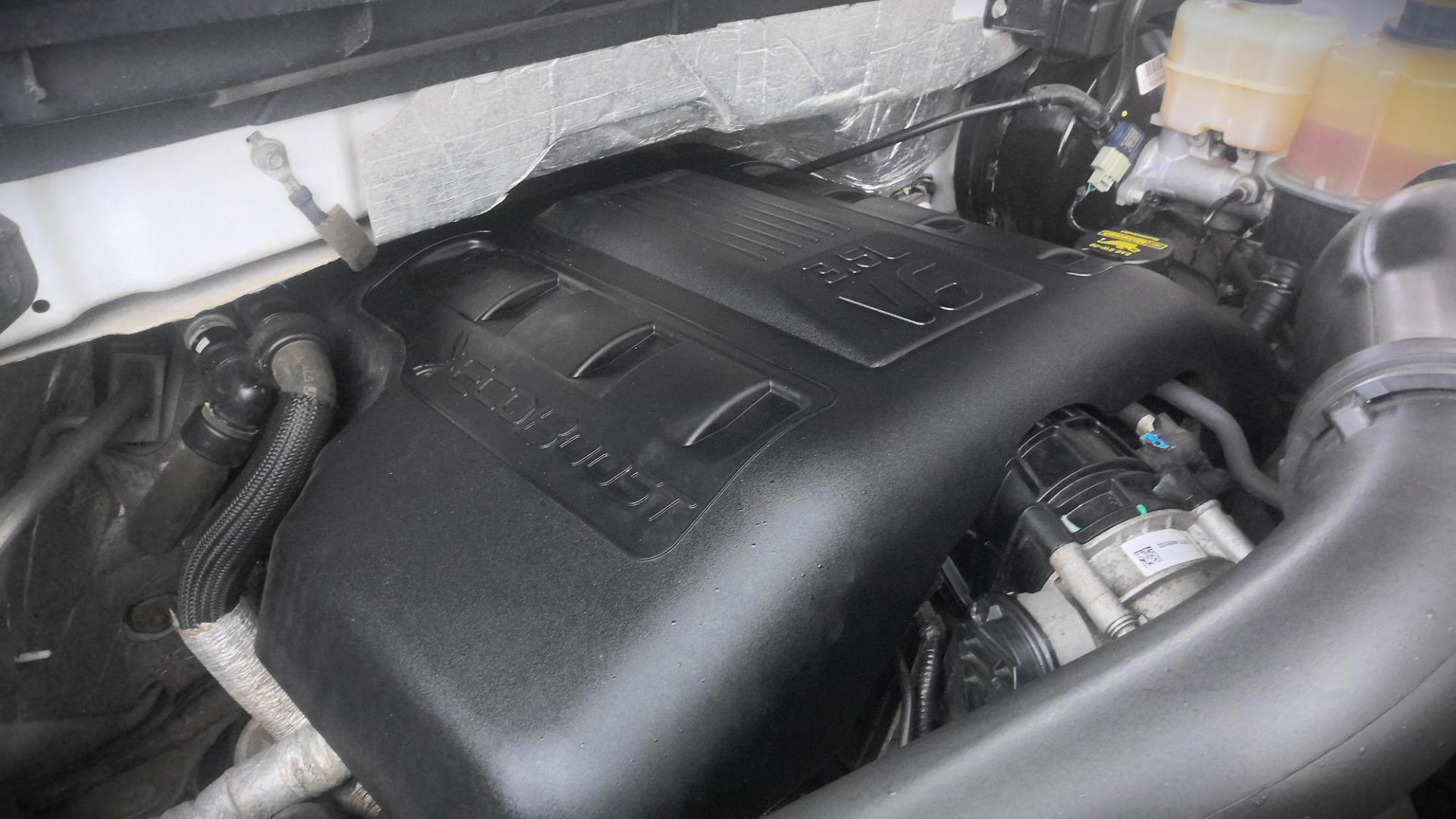 2013 WHITE Ford F-150 XLT SuperCrew 6.5-ft. Bed 4WD (1FTFW1ET6DF) with an 3.5L V6 TURBO engine, 6-Speed Automatic transmission, located at 502 S. Riverside Avenue, Medford, OR, 97501, (541) 773-3136, 42.322803, -122.867477 - Photo#15