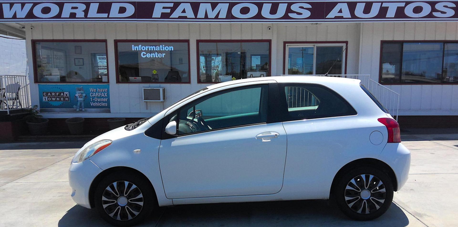 2008 WHITE Toyota Yaris Liftback (JTDJT923685) with an 1.5L L4 DOHC 16V engine, located at 502 S. Riverside Avenue, Medford, OR, 97501, (541) 773-3136, 42.322803, -122.867477 - Photo#0