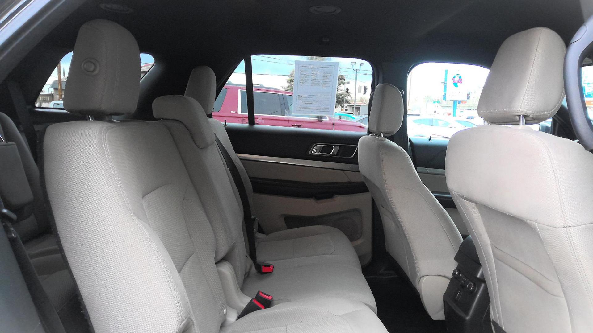 2018 BLACK Ford Explorer XLT 4WD (1FM5K8DH0JG) with an 2.3L L4 DOHC 16V engine, 6A transmission, located at 502 S. Riverside Avenue, Medford, OR, 97501, (541) 773-3136, 42.322803, -122.867477 - Photo#7